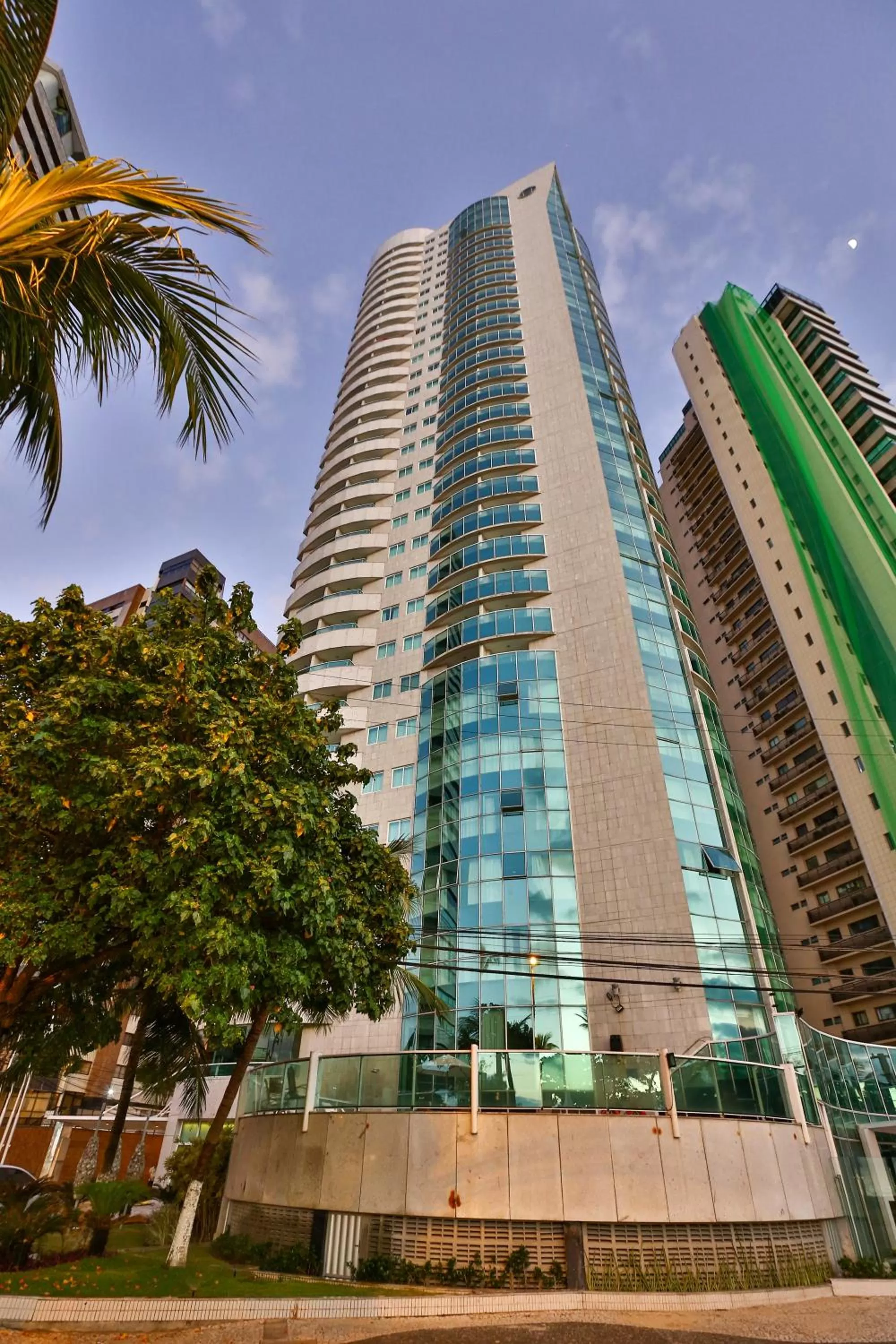 Property building in Radisson Recife