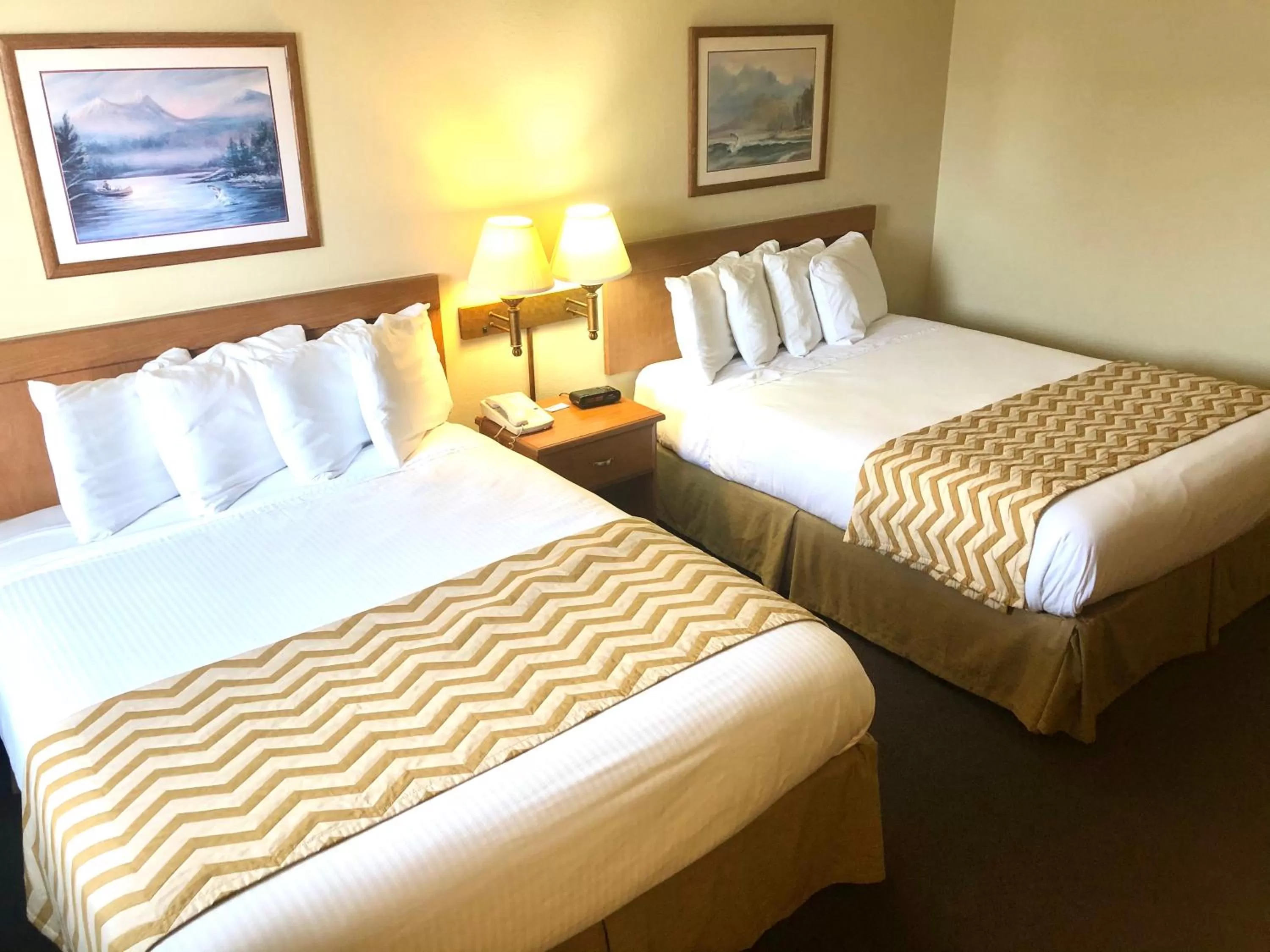 Photo of the whole room, Bed in Travelodge by Wyndham Grand Island