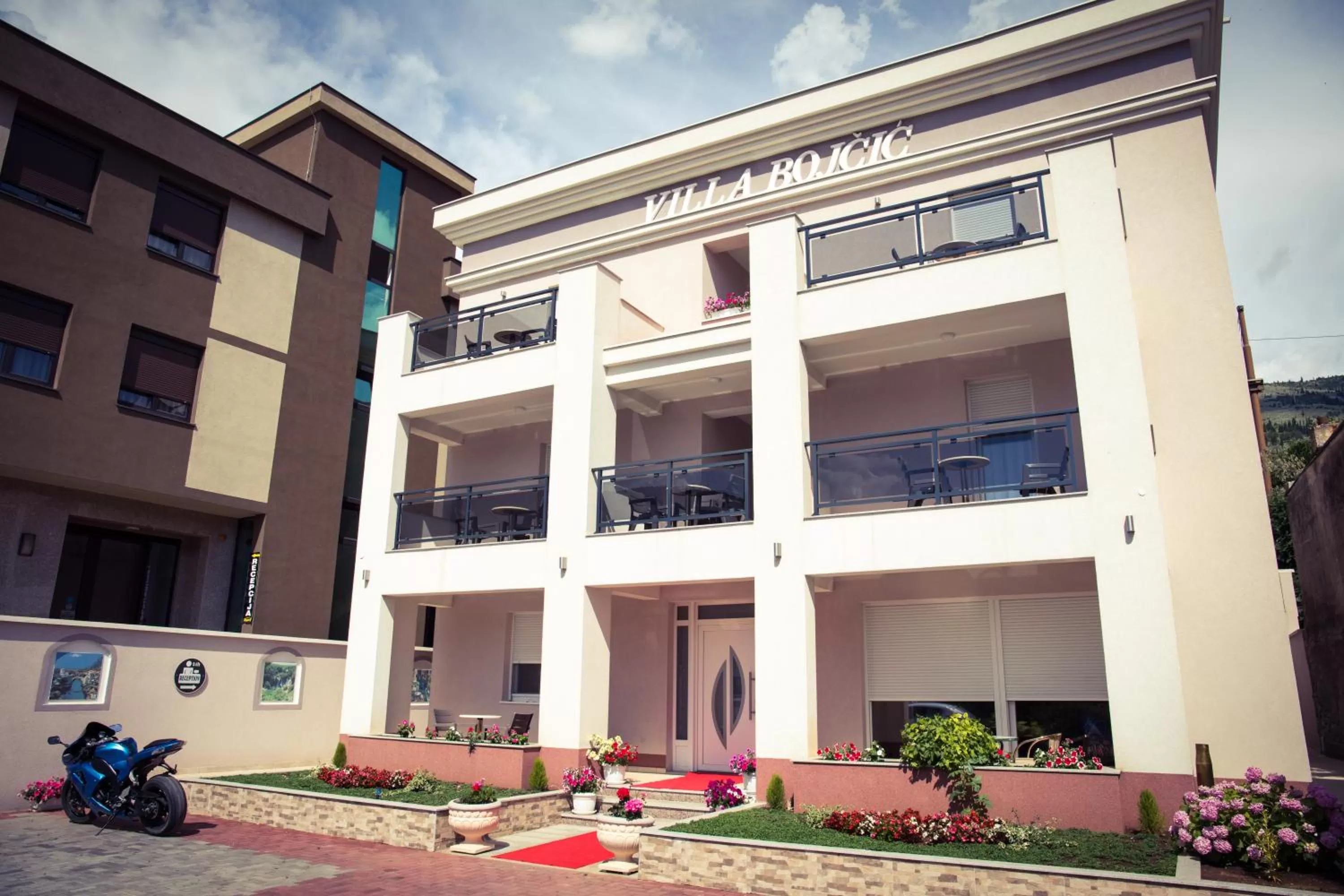 Facade/entrance in Villa Bojcic