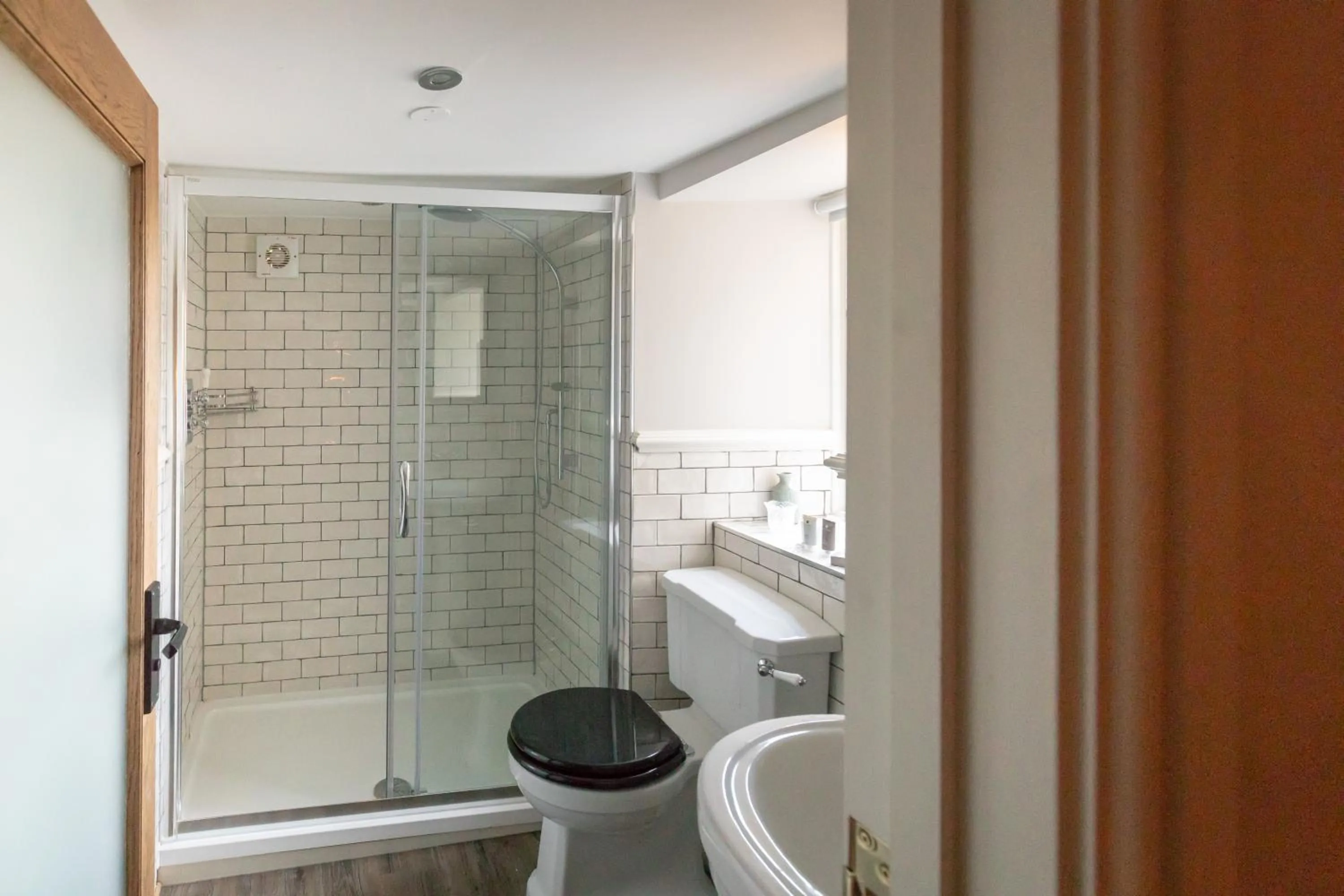 Bathroom in The Frogmill Hotel