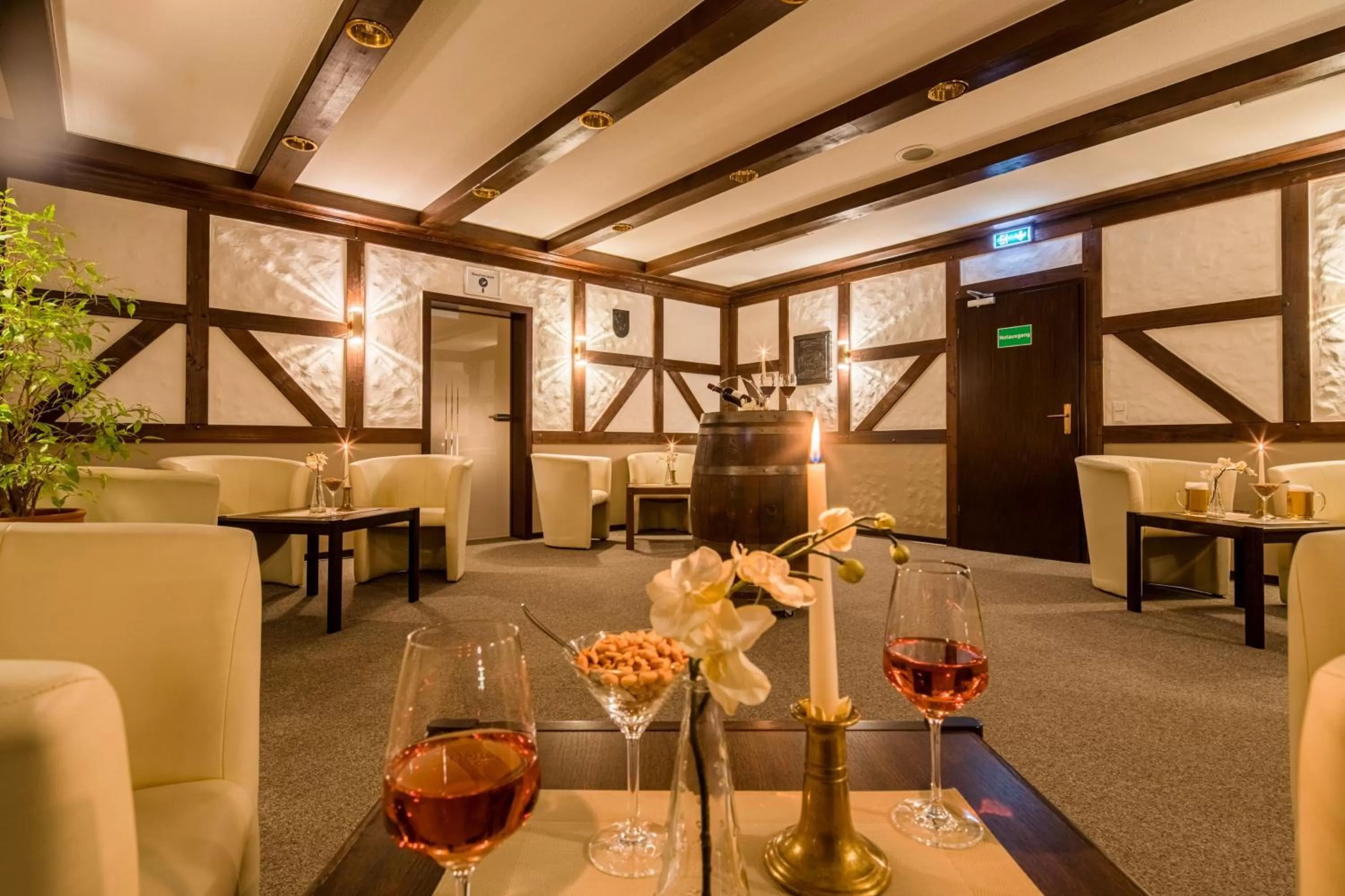 Communal lounge/ TV room in Waldhotel Schäferberg