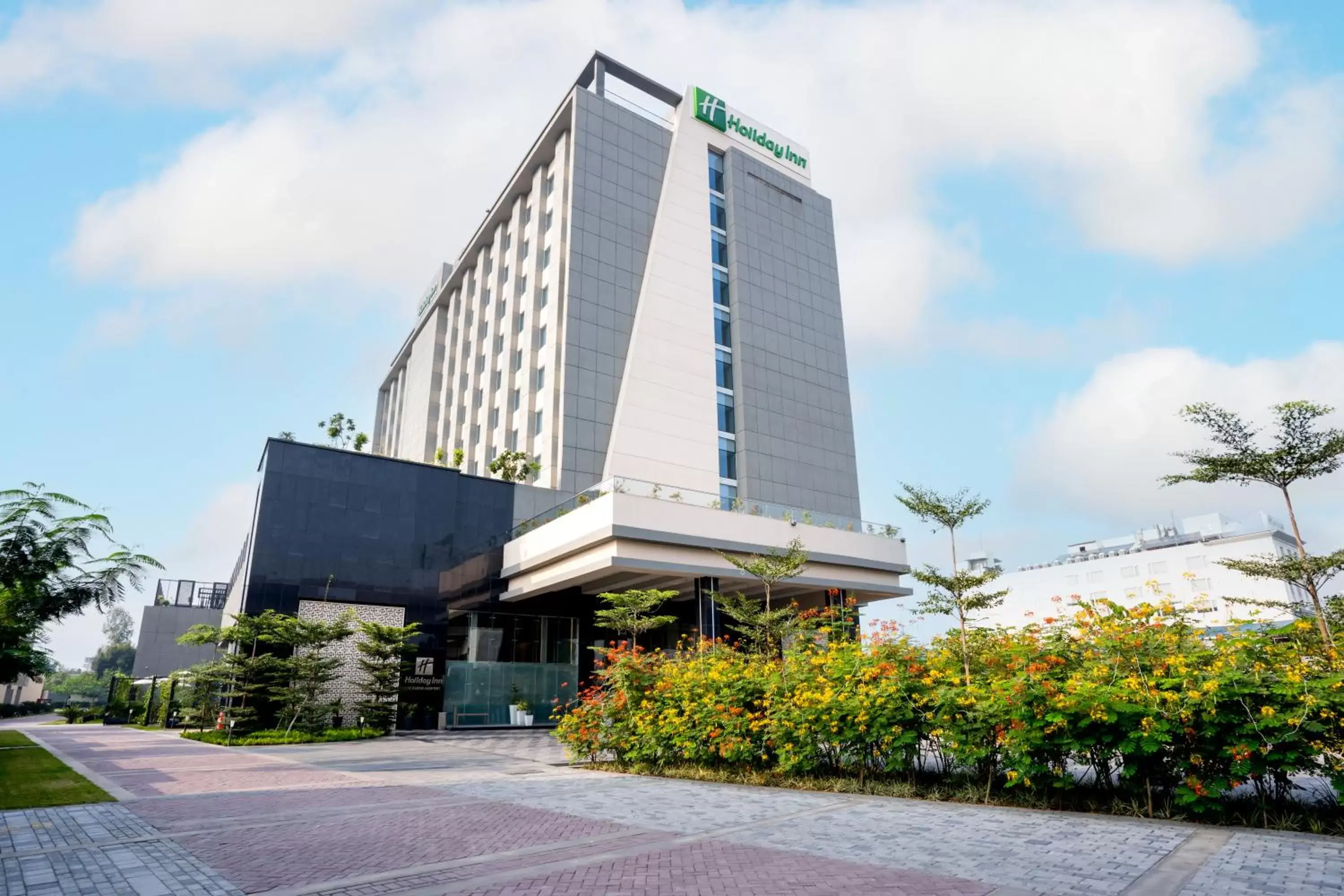 Holiday Inn Lucknow Airport by IHG Holiday Inn Lucknow Airport by IHG