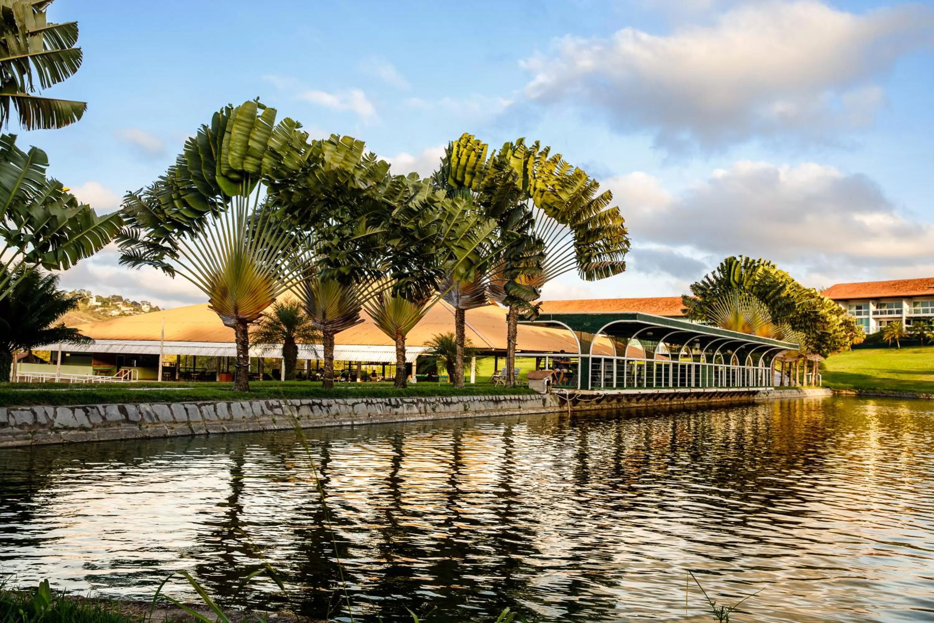 Lake view, Swimming Pool in Villa Hípica Resort
