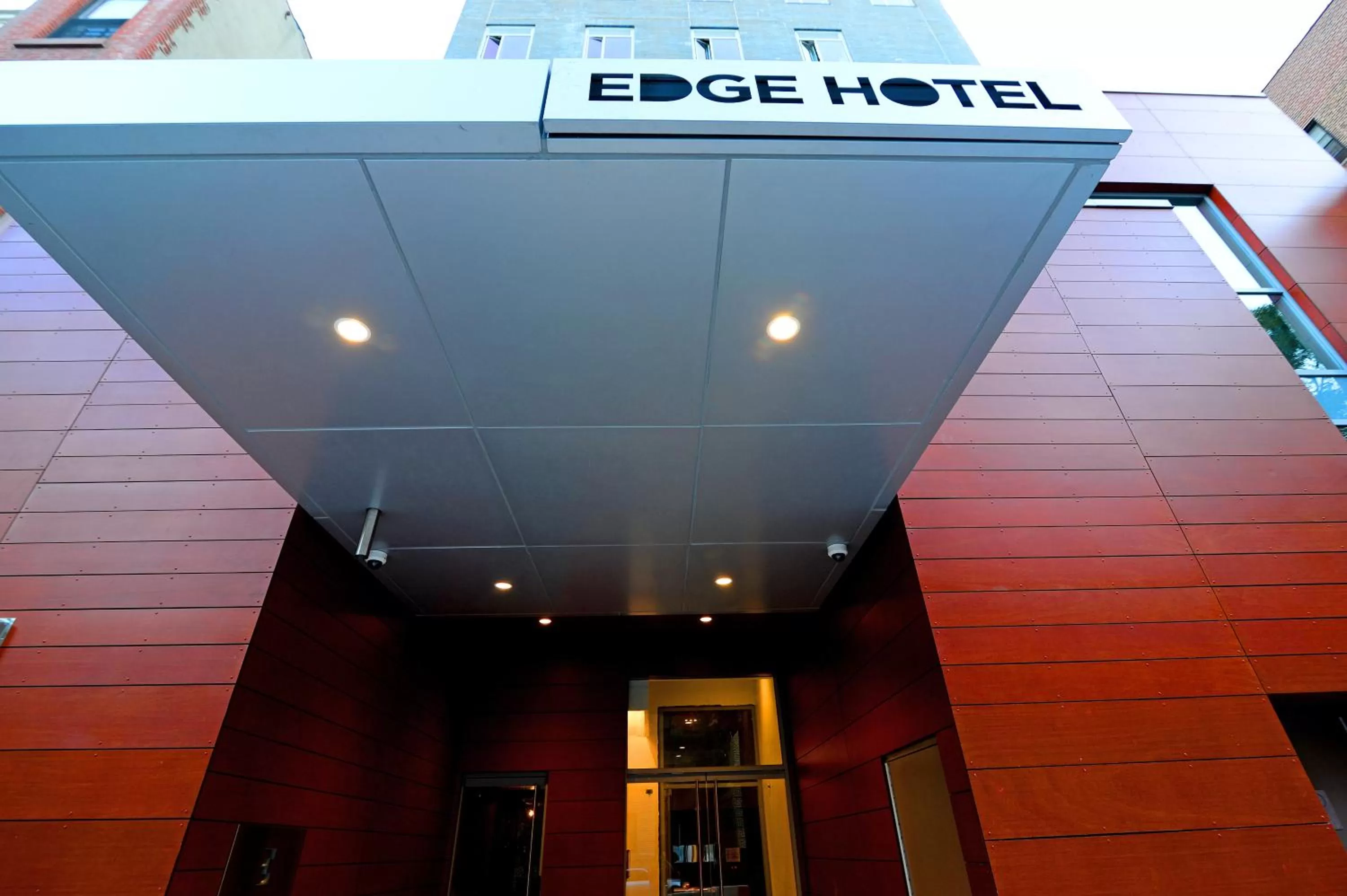 Facade/entrance in Edge Hotel Washington Heights