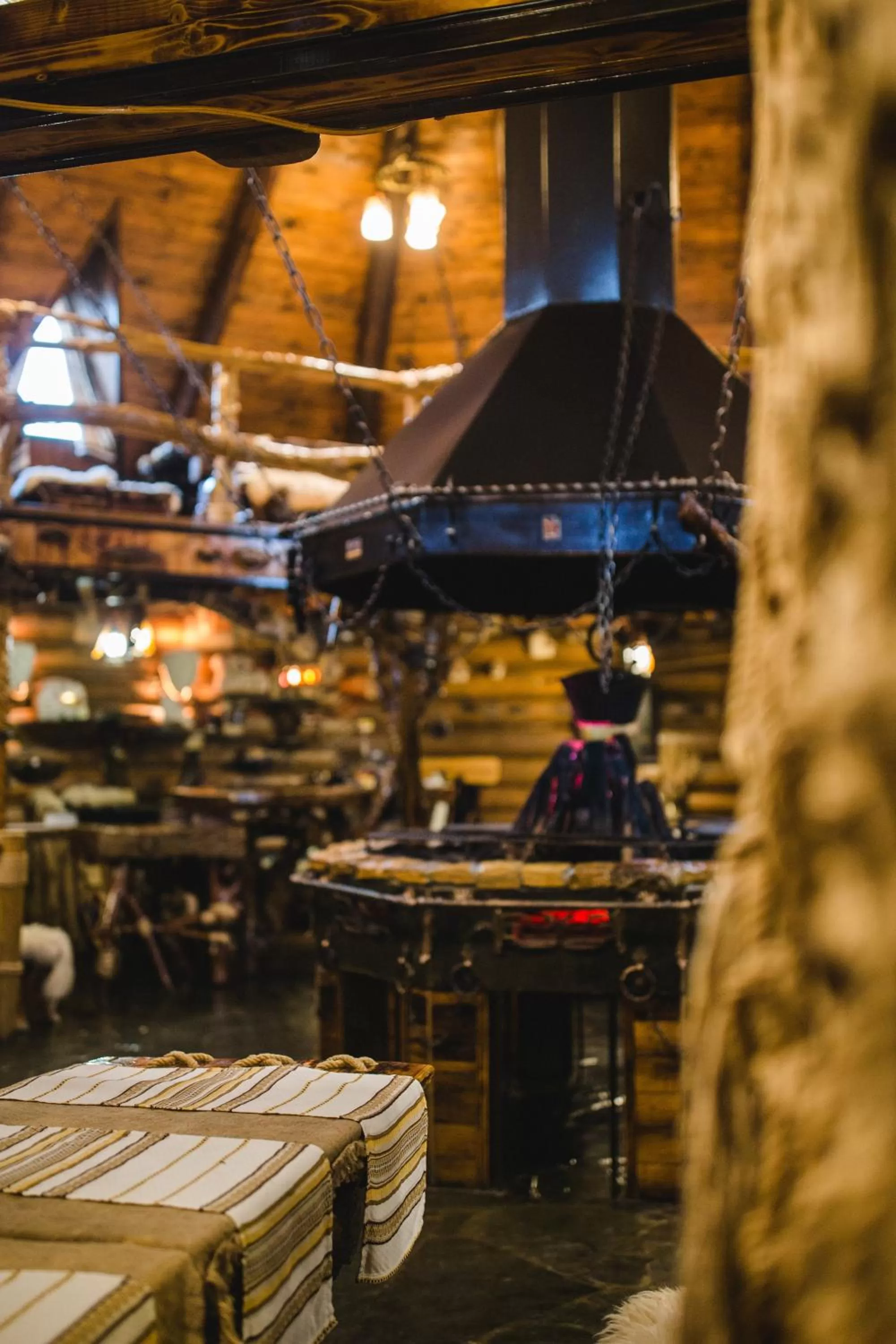 Restaurant/places to eat in Kolyba Opryshkiv