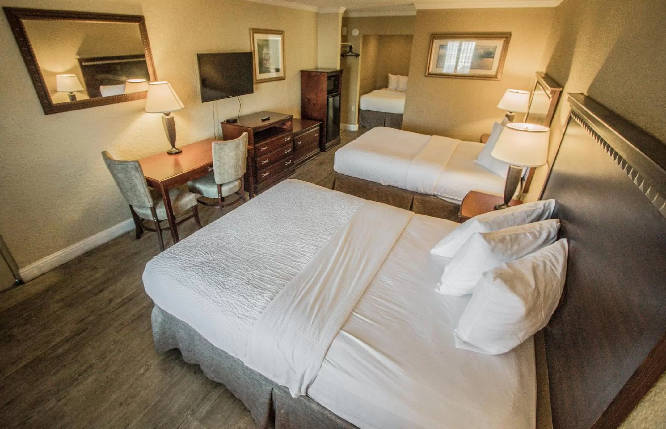 Bed in Days Inn by Wyndham Destin