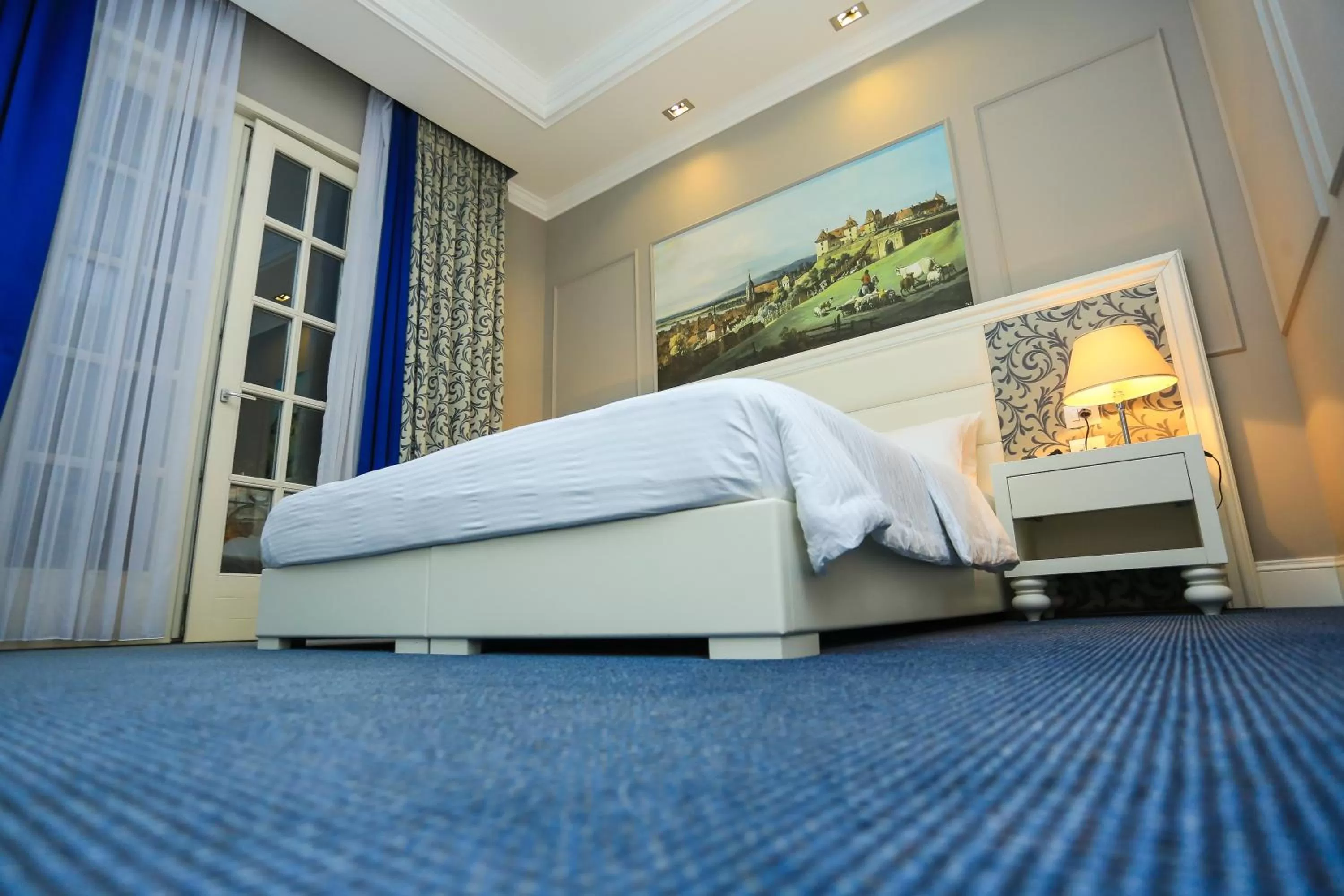 Bedroom, Bed in Hotel Monarch