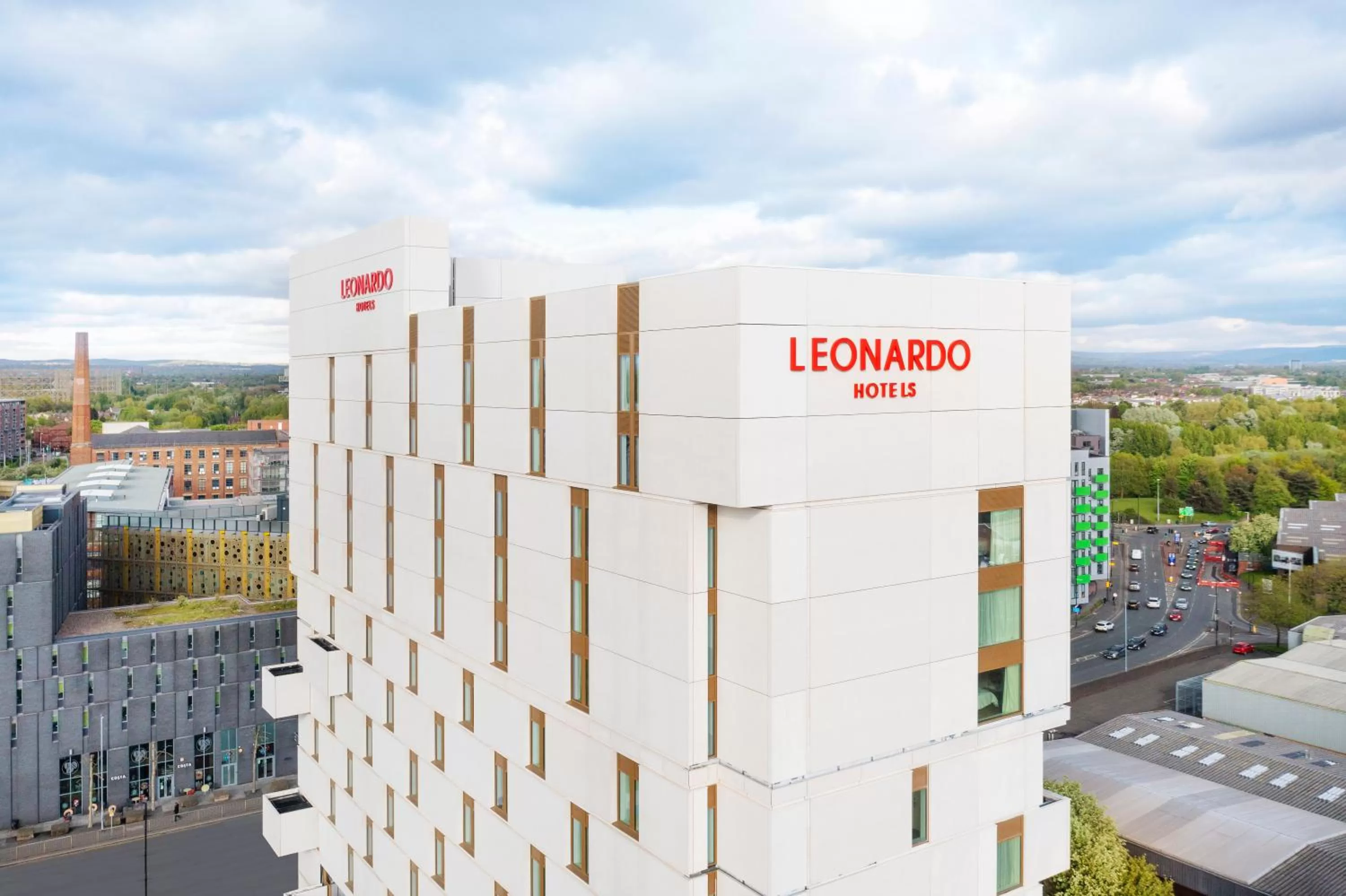 Property building in Leonardo Hotel Manchester Piccadilly