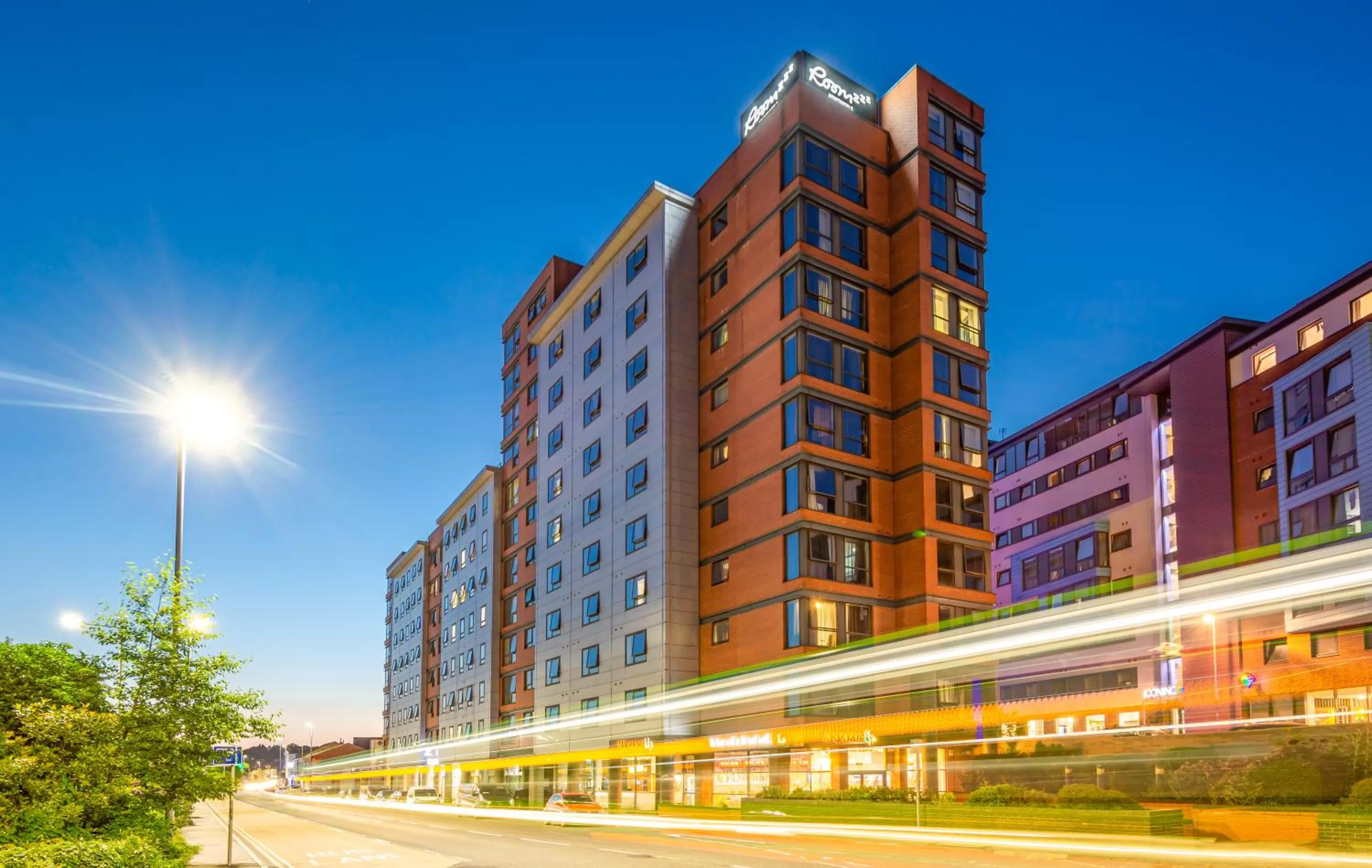 Property building in Roomzzz Leeds City West