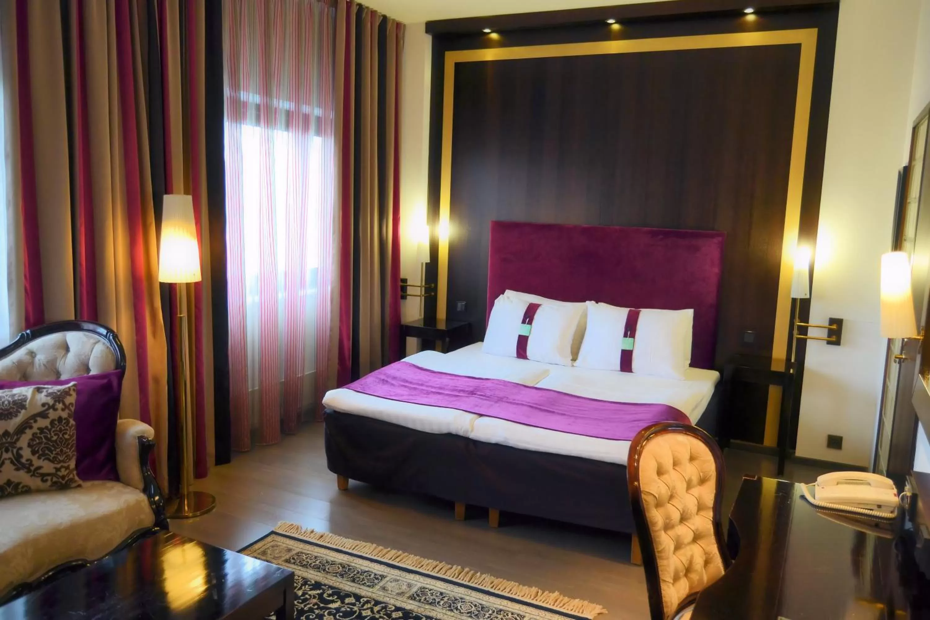 Photo of the whole room, Bed in Holiday Inn Helsinki-Vantaa Airport by IHG