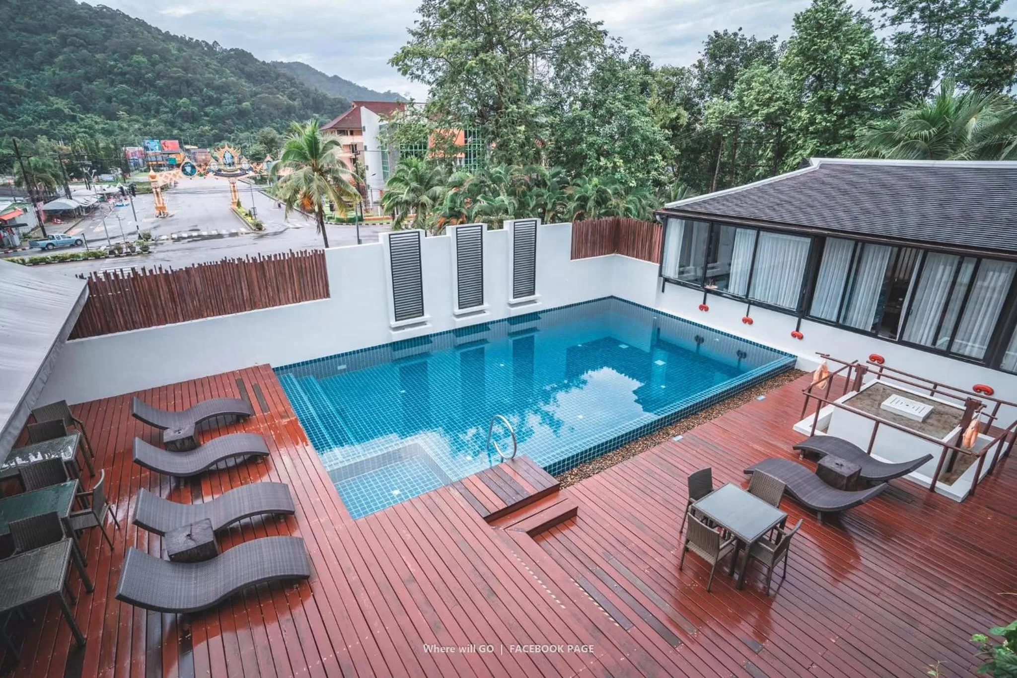 Pool view in Numsai Khaosuay Resort