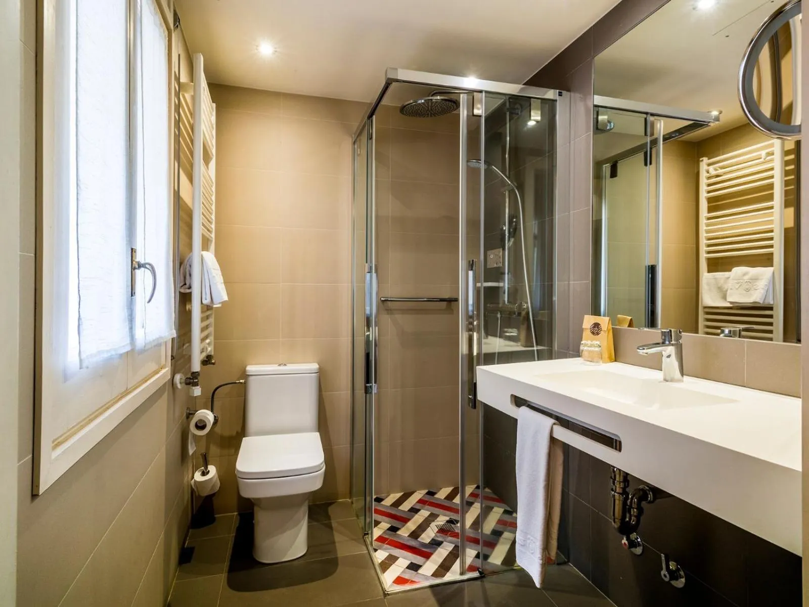 Bathroom in Balneari Termes Victòria