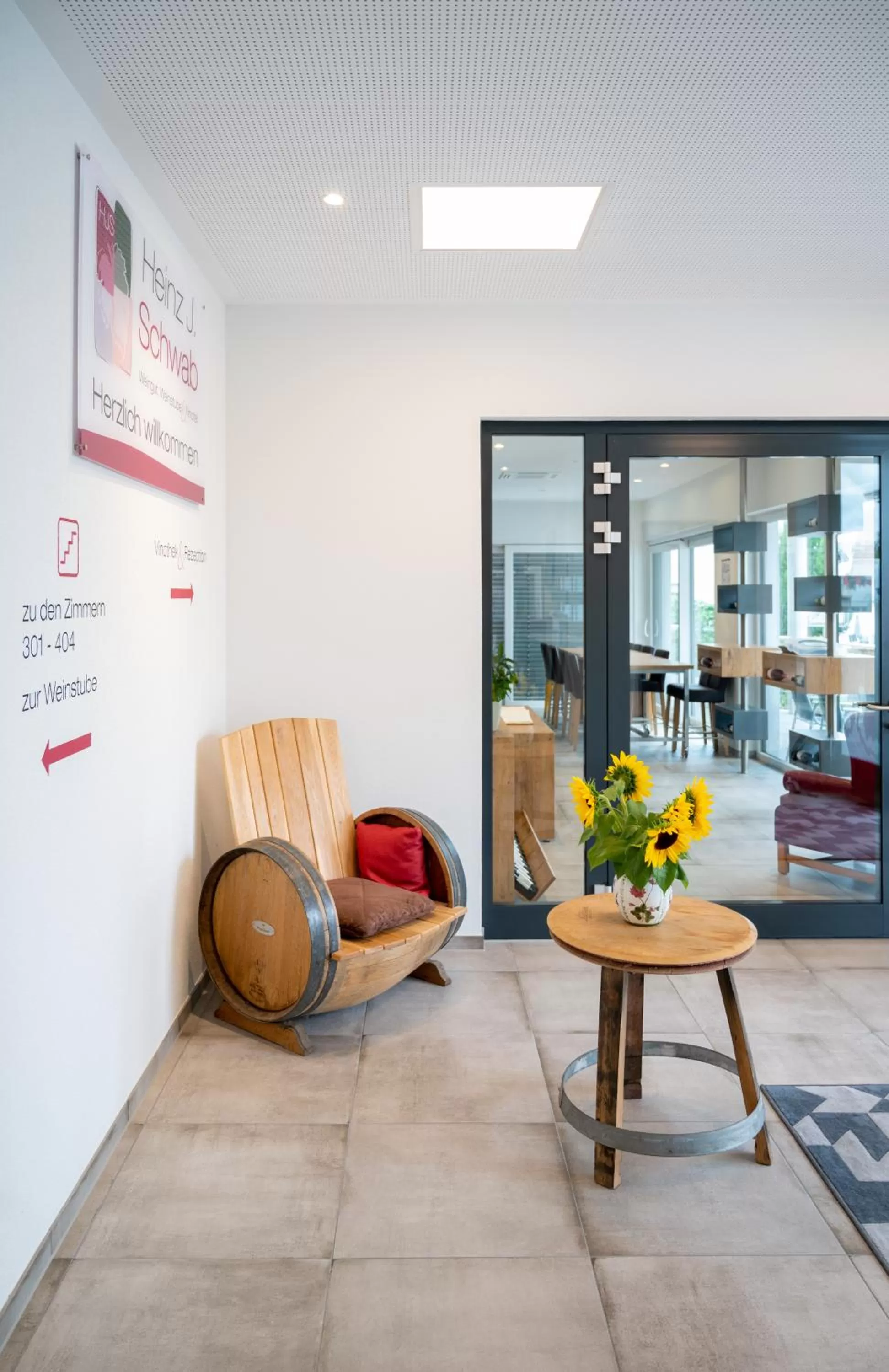 Lobby or reception in Vinotel Heinz J. Schwab