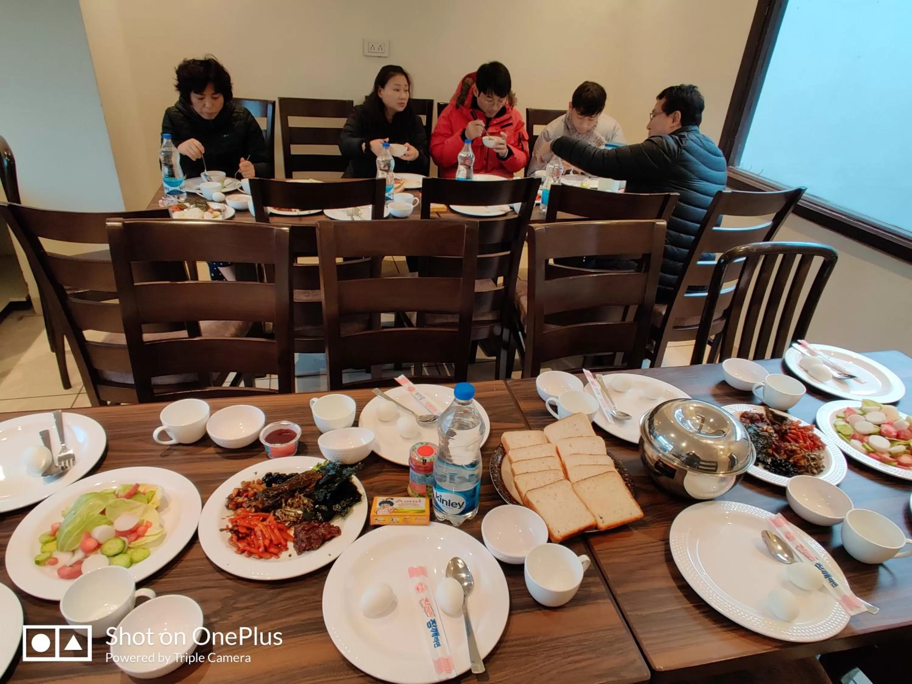 Restaurant/places to eat in Hotel Exotic - 5 min walk from Golden Temple