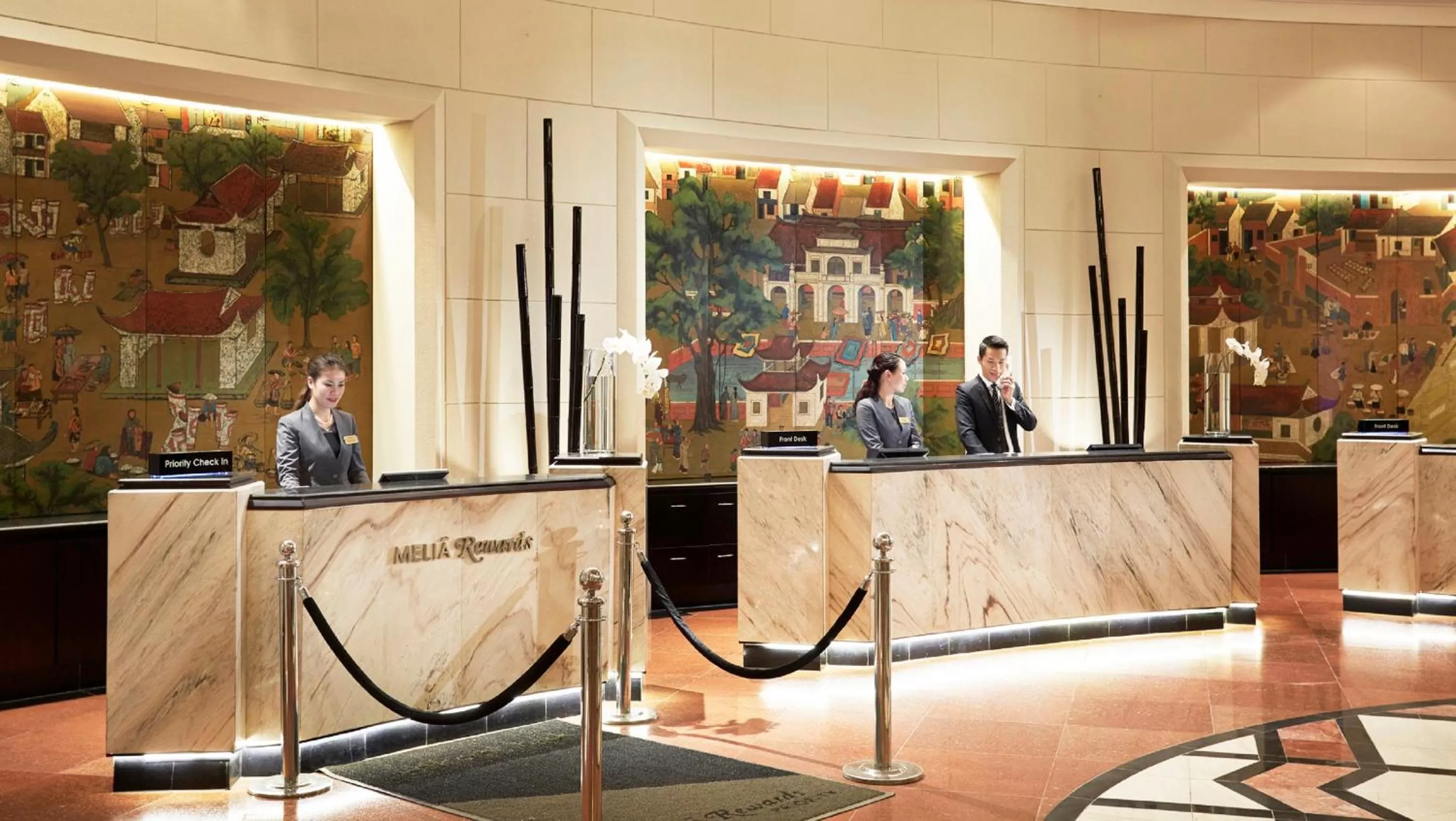 Communal lounge/ TV room in Melia Hanoi