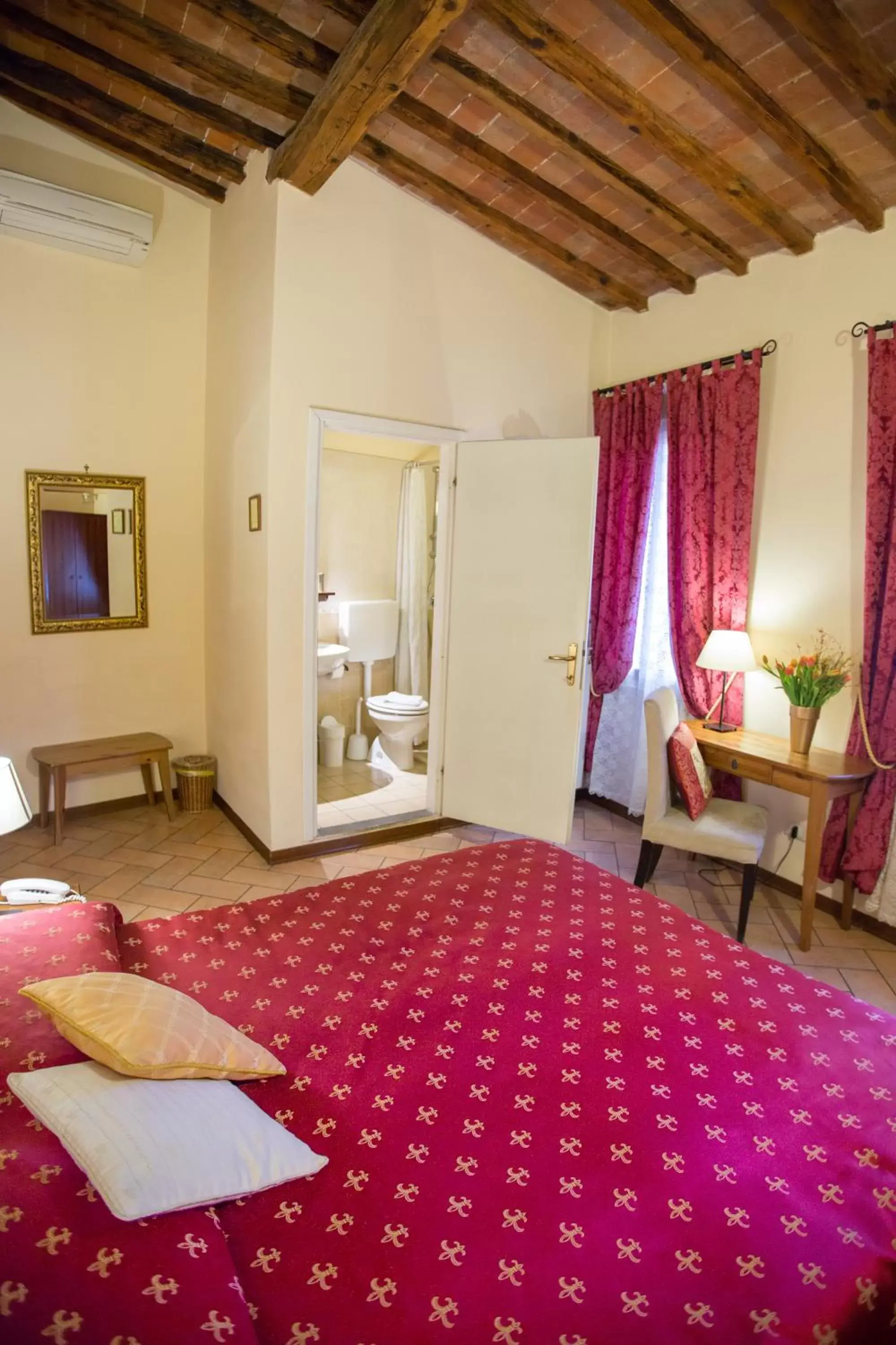 Classic Double or Twin Room in Bed & Breakfast Il Bargello Classic Double or Twin Room in Bed & Breakfast Il Bargello