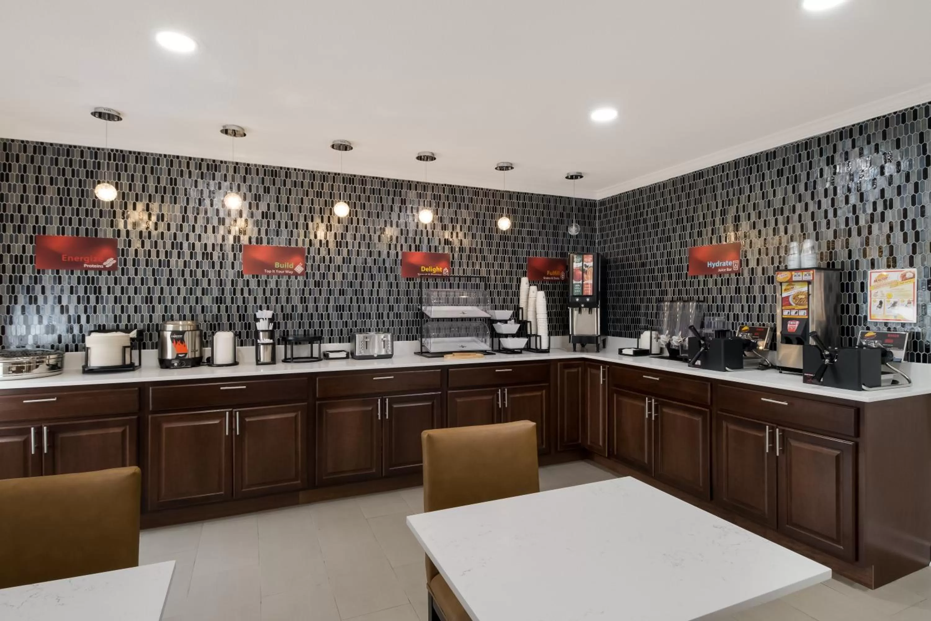 Continental breakfast in Quality Inn South Bend near Notre Dame