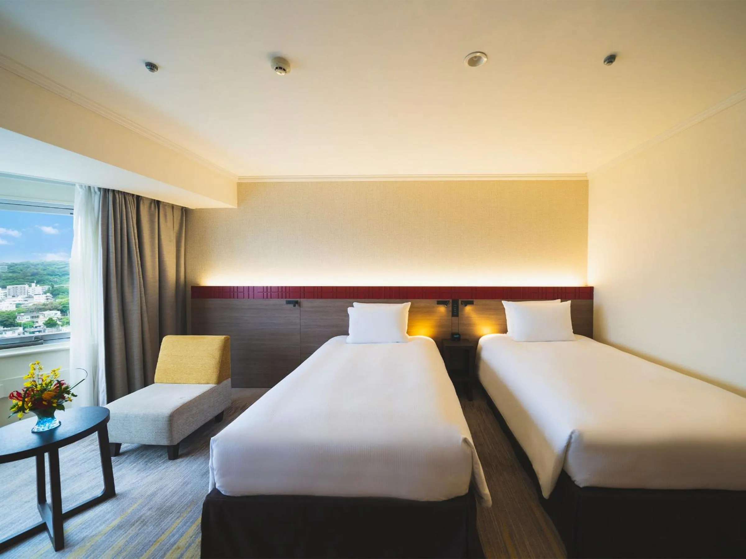 Photo of the whole room, Bed in DoubleTree by Hilton Naha Shuri Castle