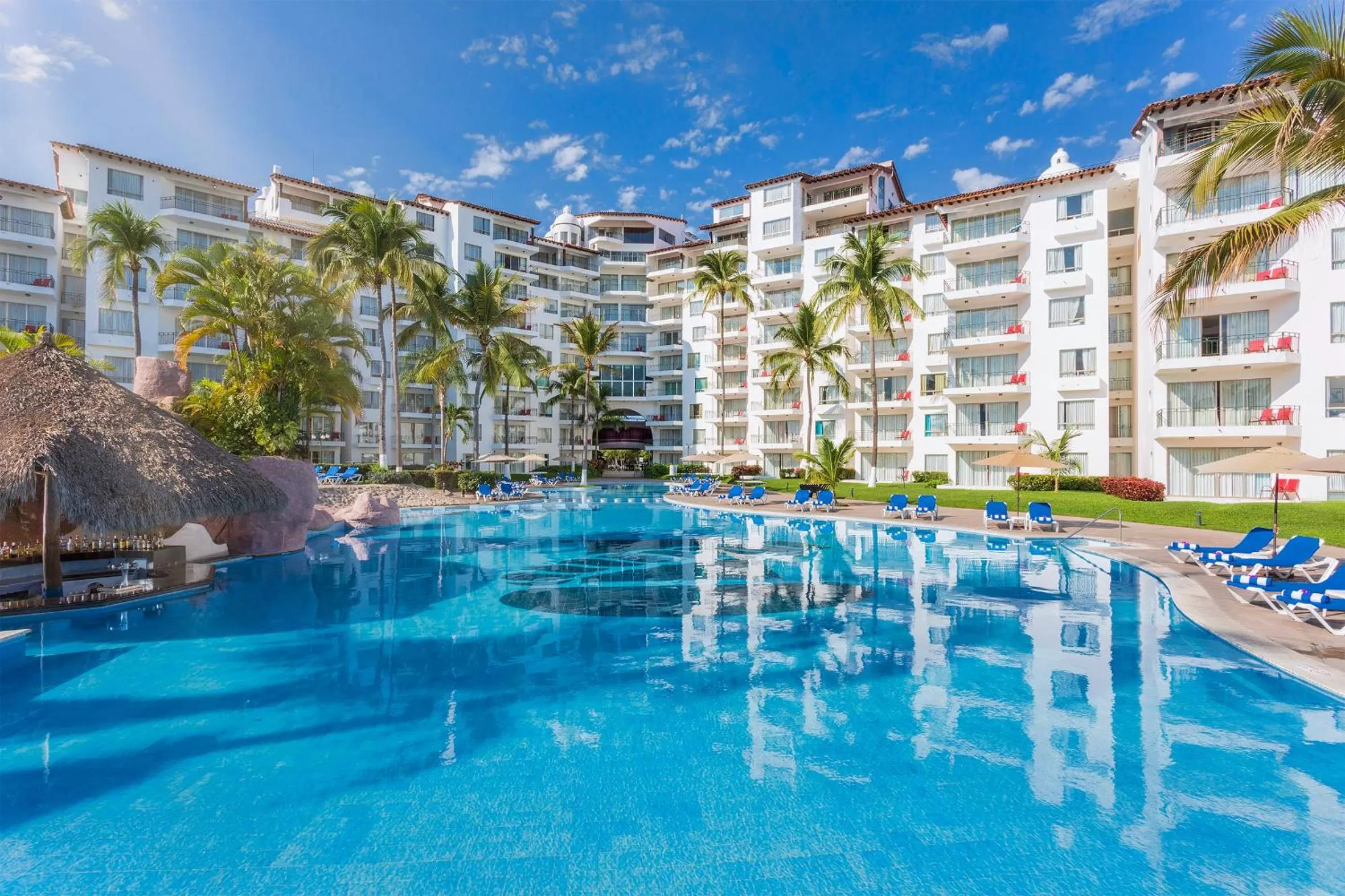 Pool view in Vamar Vallarta All Inclusive Marina & Beach Resort