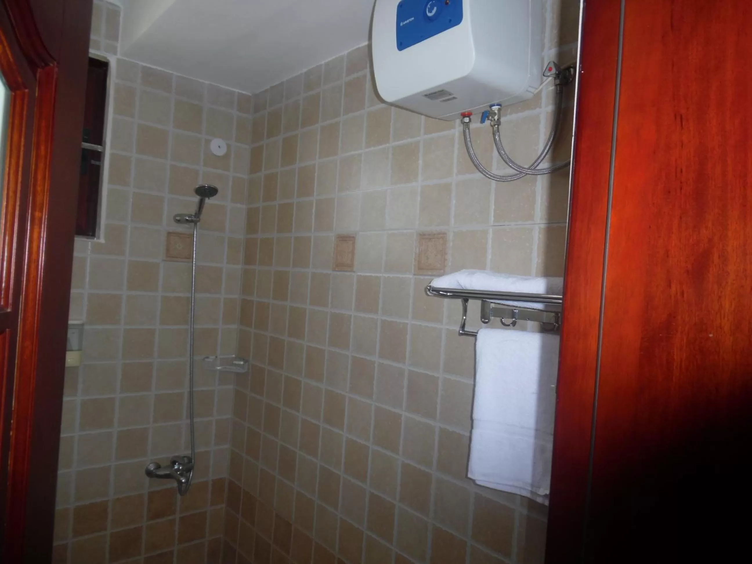 Property building in Lantana Hotel