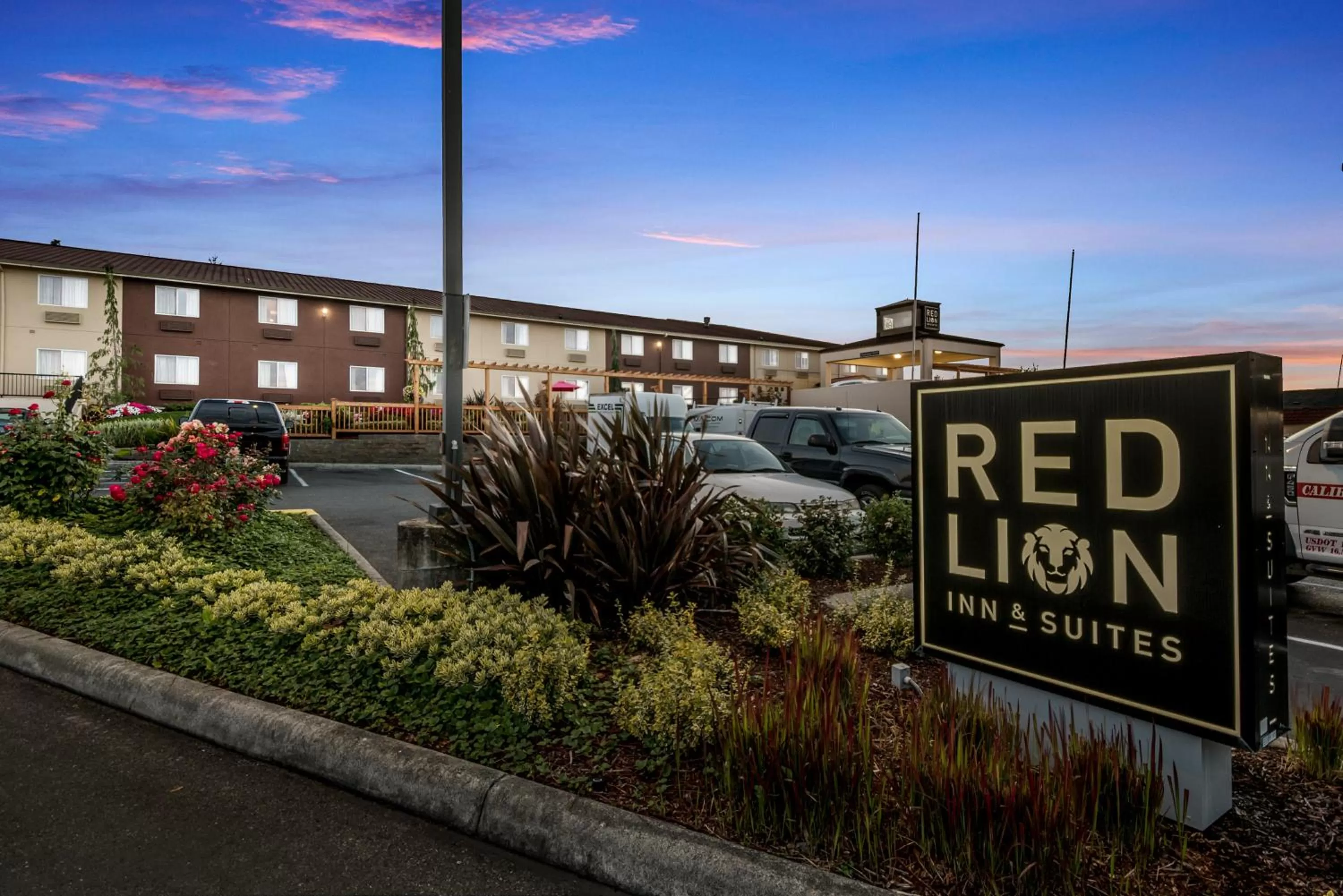 Red Lion Inn & Suites Sequim at Olympic National Park
