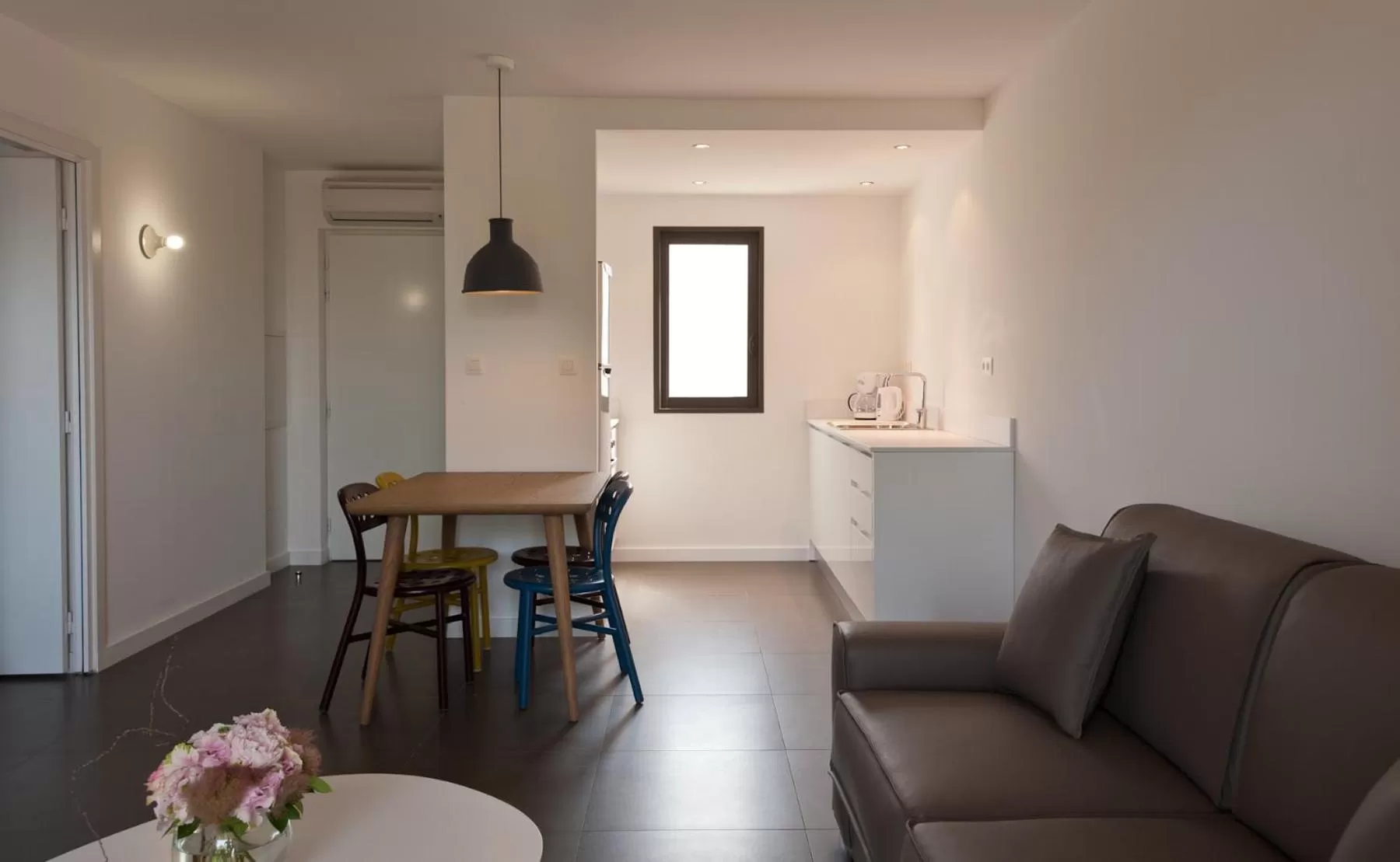 Kitchen or kitchenette in Résidence Hôtelière Alcyon