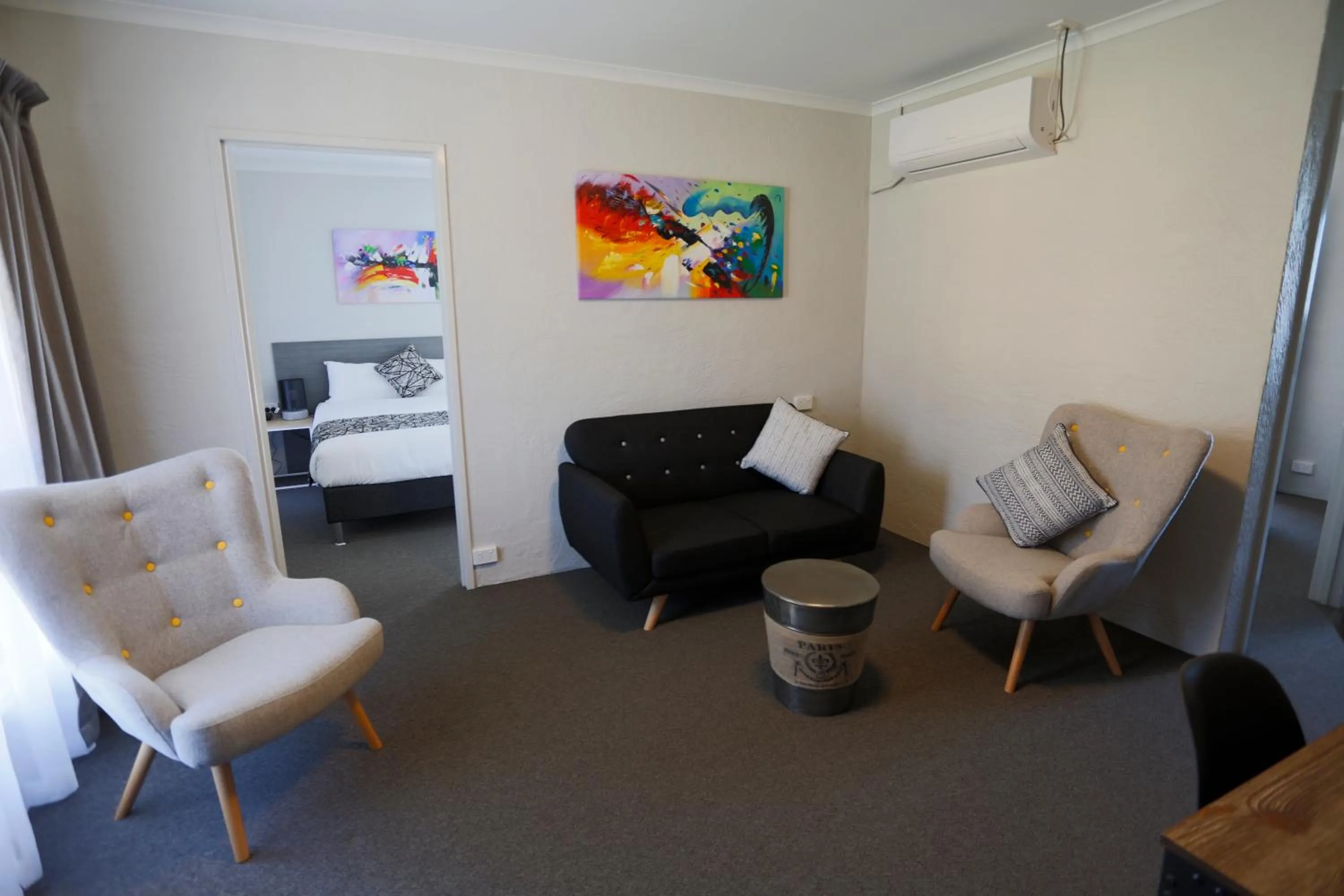 Deluxe Family Room in Coachman's Eden