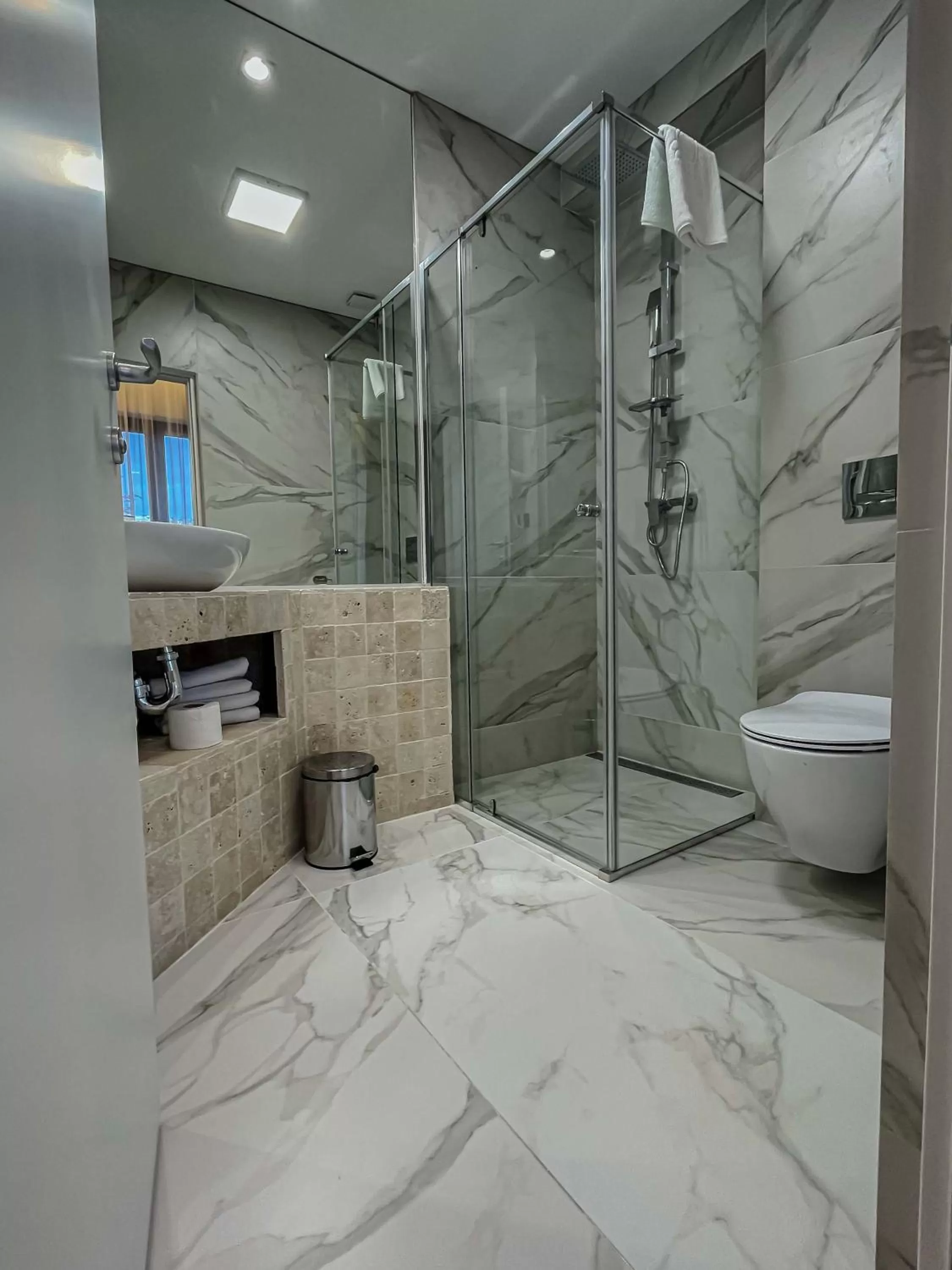 Shower in Ursuletul Predeal