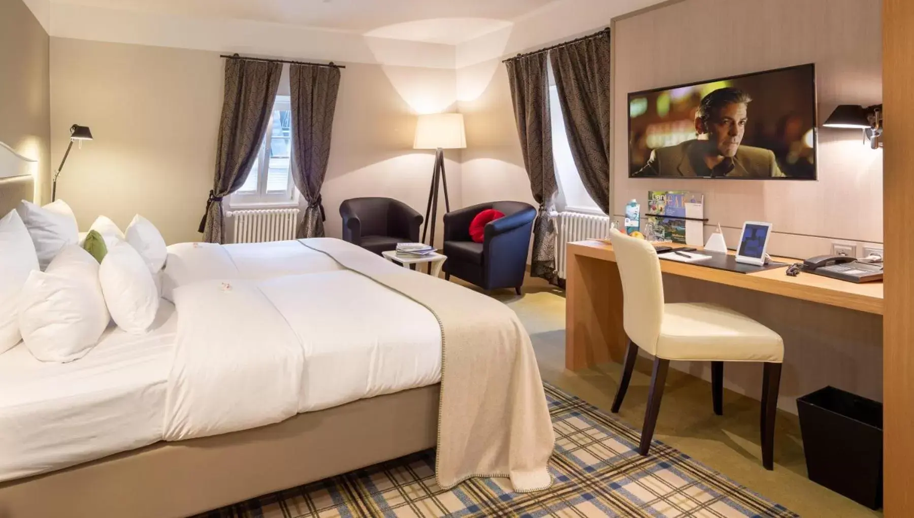 Deluxe Double Room in Hotel Jagdschloss Kranichstein Deluxe Double Room in Hotel Jagdschloss Kranichstein