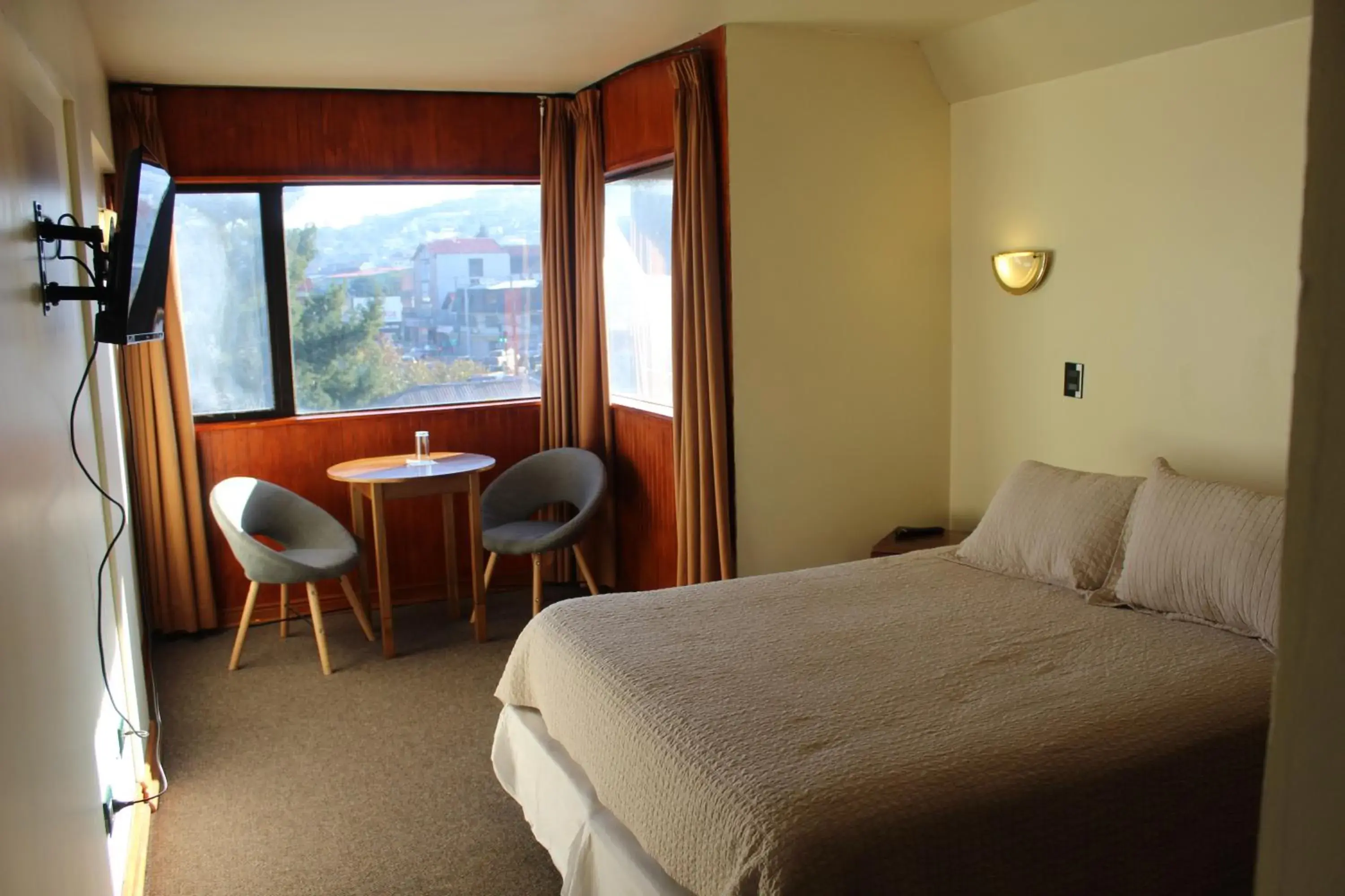 Superior Double Room in Hotel Antupiren Superior Double Room in Hotel Antupiren