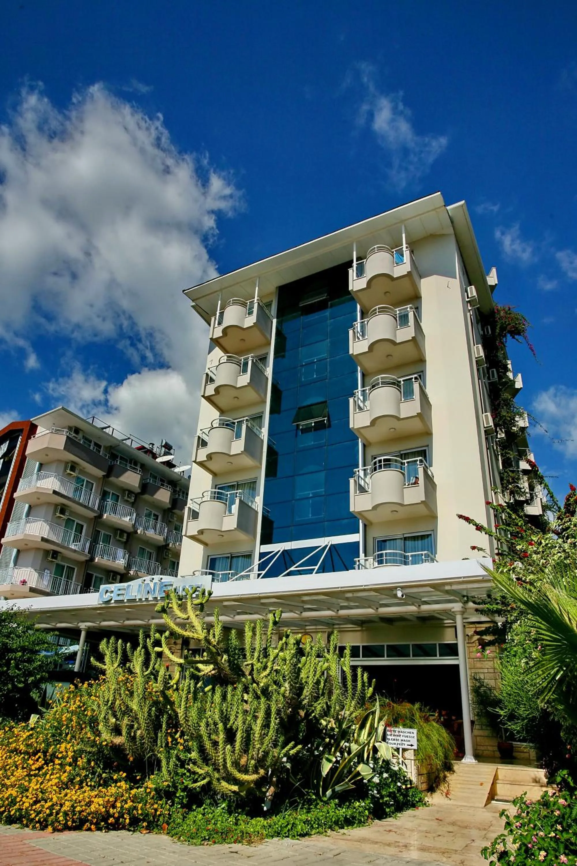 Facade/entrance in Kleopatra Celine Hotel