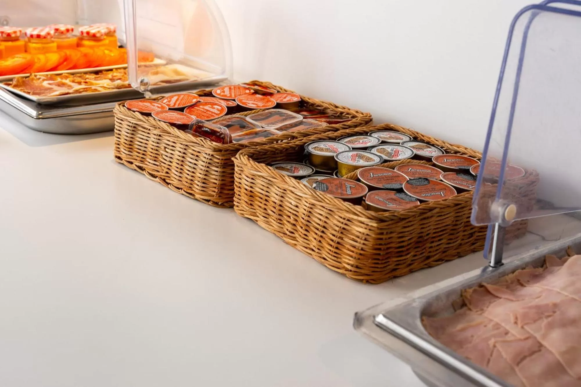 Buffet breakfast in Los Cantaros