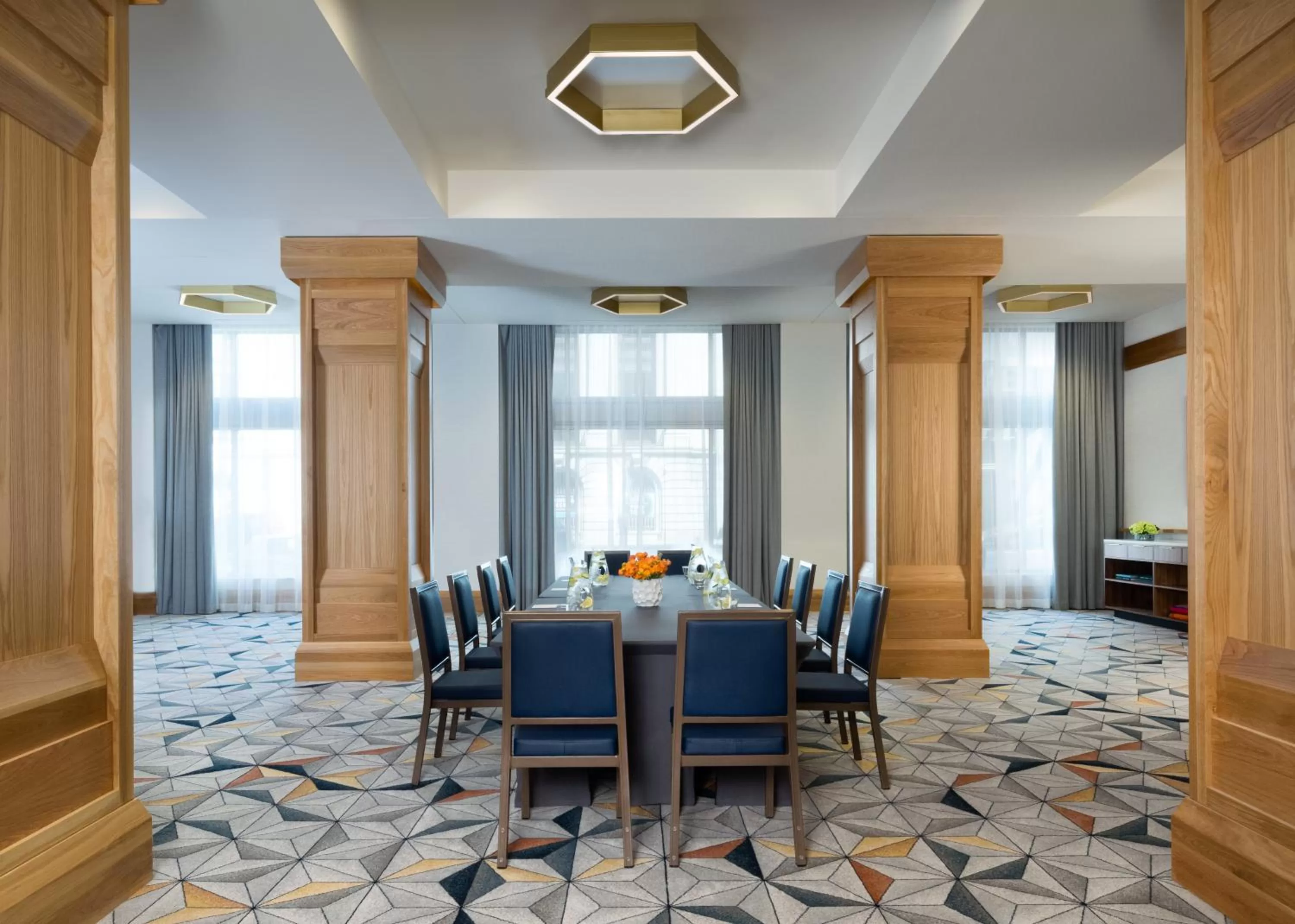 Meeting/conference room in Kimpton Schofield Hotel by IHG