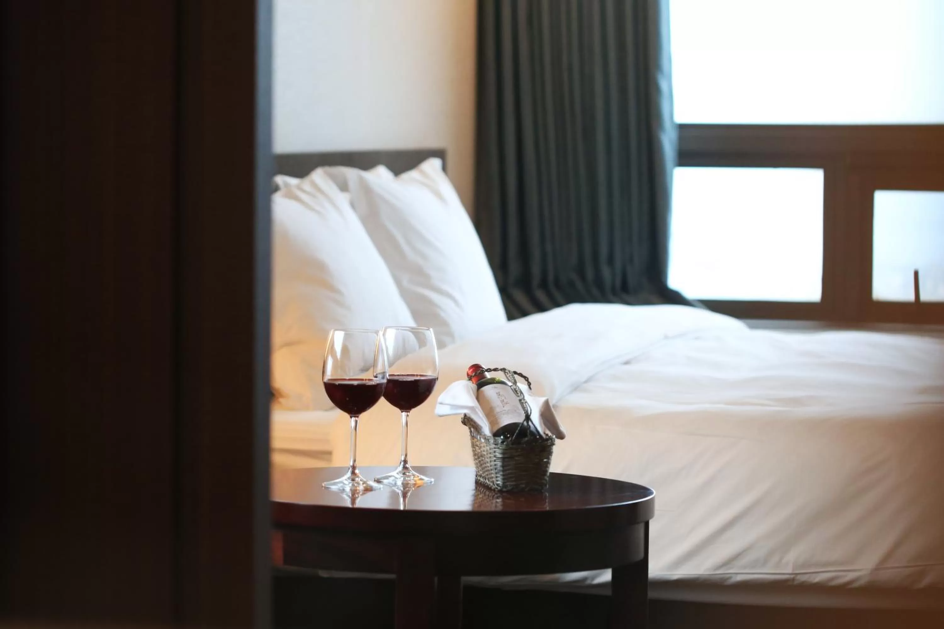 Bedroom, Bed in Best Western Jeju Hotel