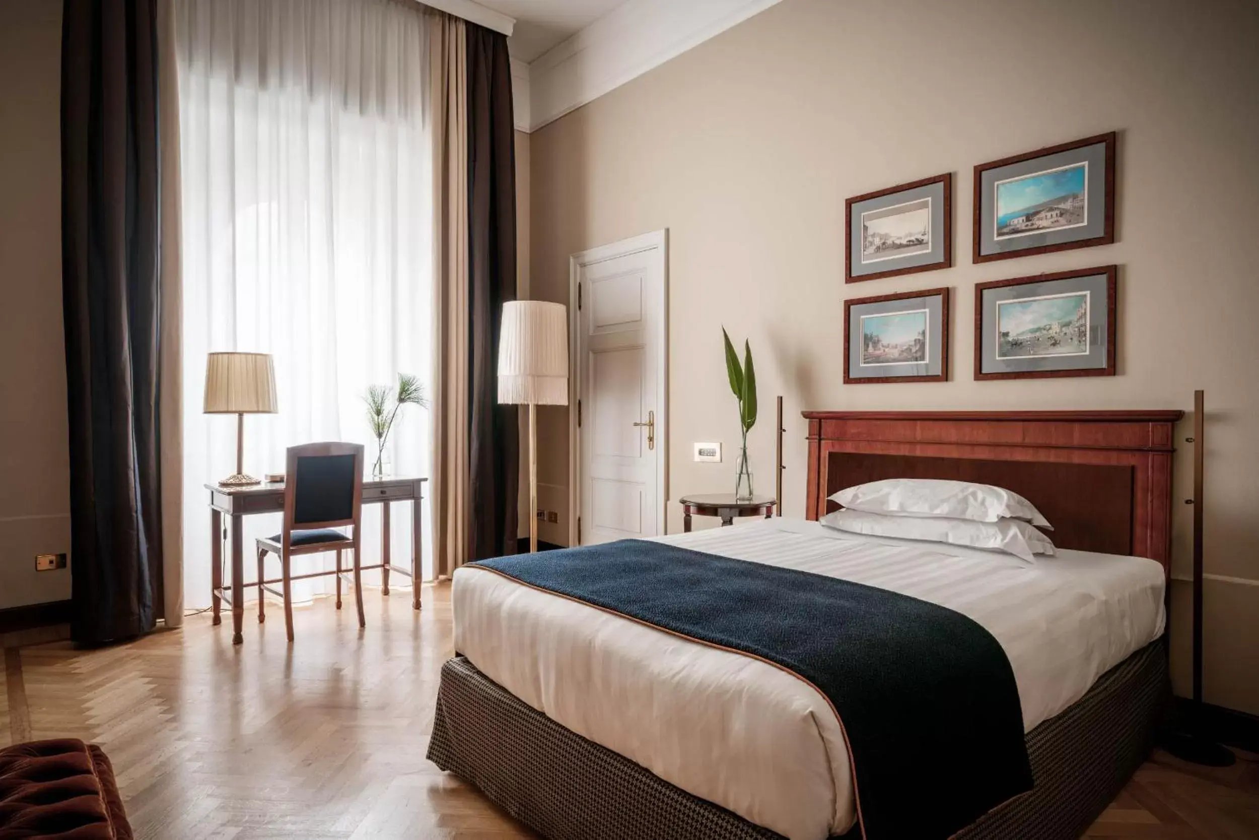Classic Double or Twin Room in Grand Hotel et de Milan - The Leading Hotels of the World Classic Double or Twin Room in Grand Hotel et de Milan - The Leading Hotels of the World
