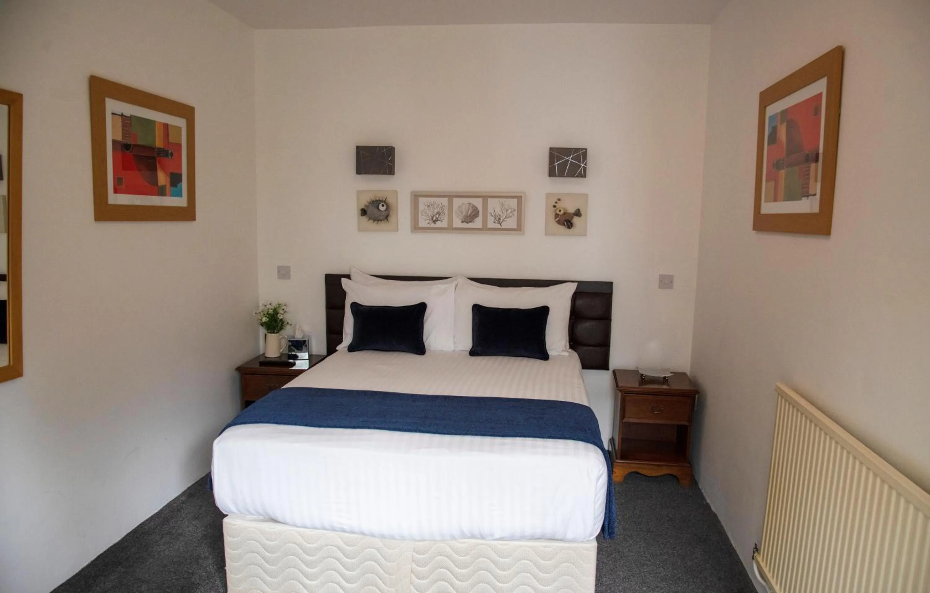 VIP, Bed in Hamlet Hotels Maidstone