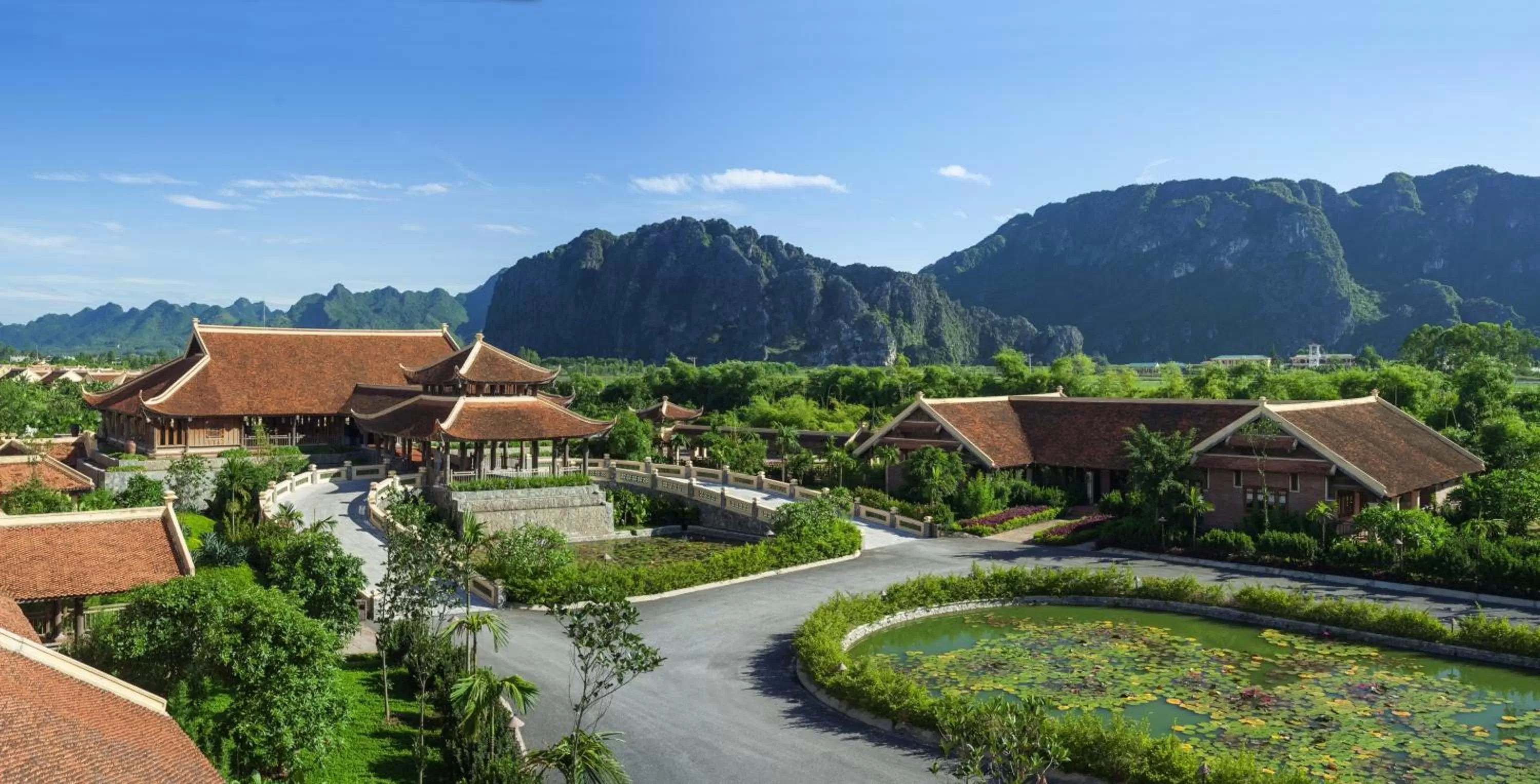 Facade/entrance in Emeralda Resort Ninh Binh