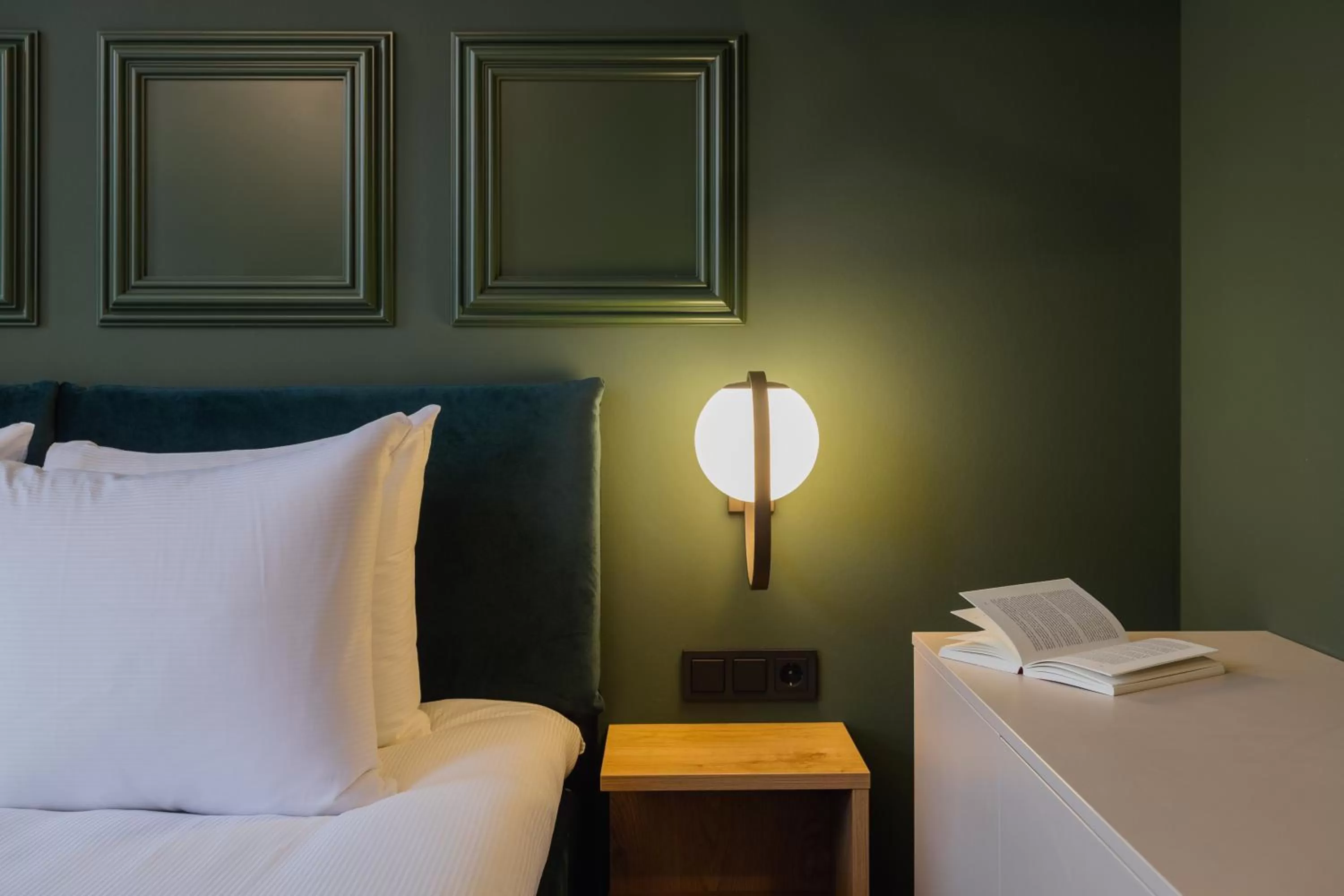 Bed in Hotel St Joris I Kloeg Collection