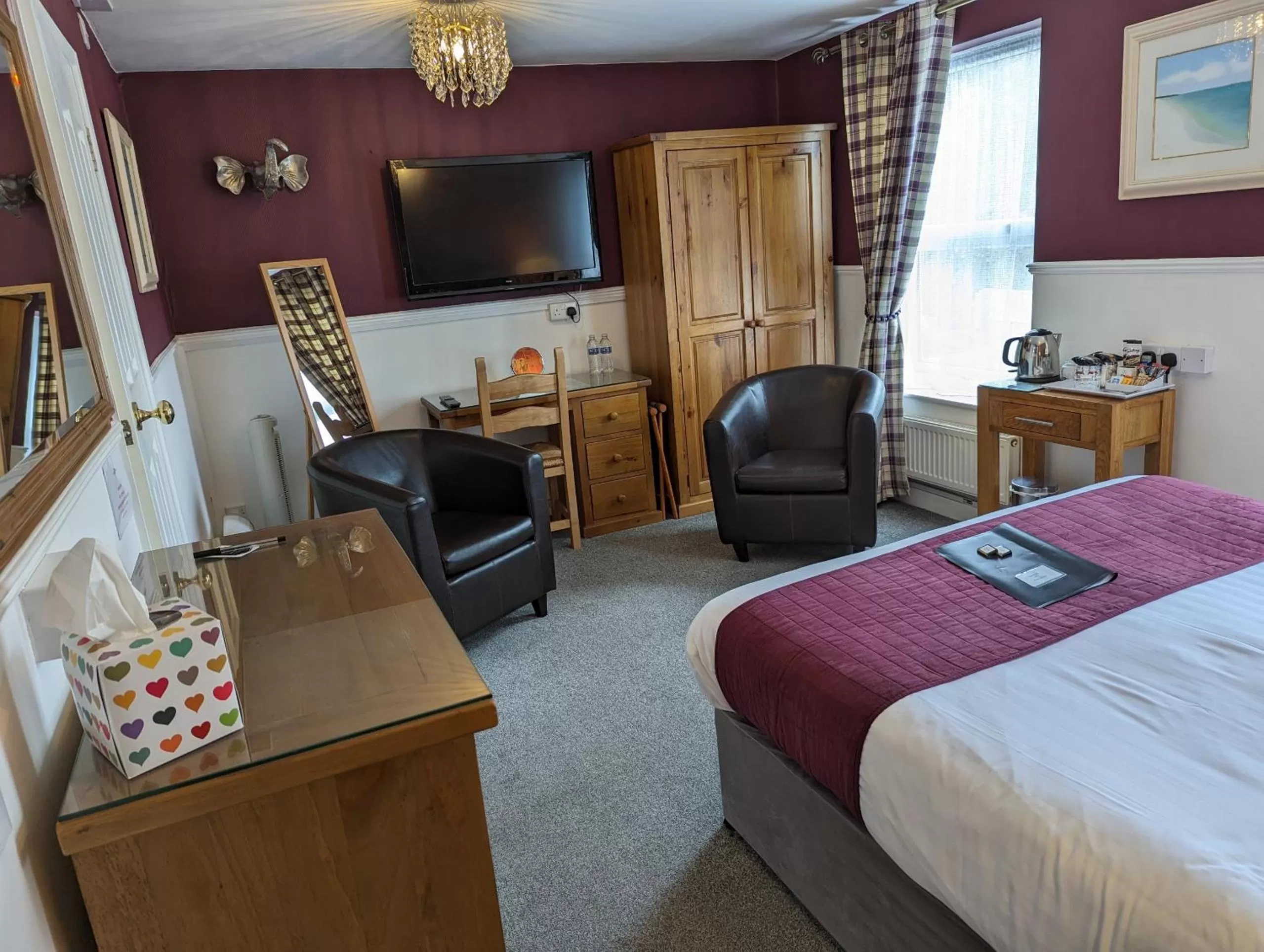 Bedroom, Bed in Abingdon House