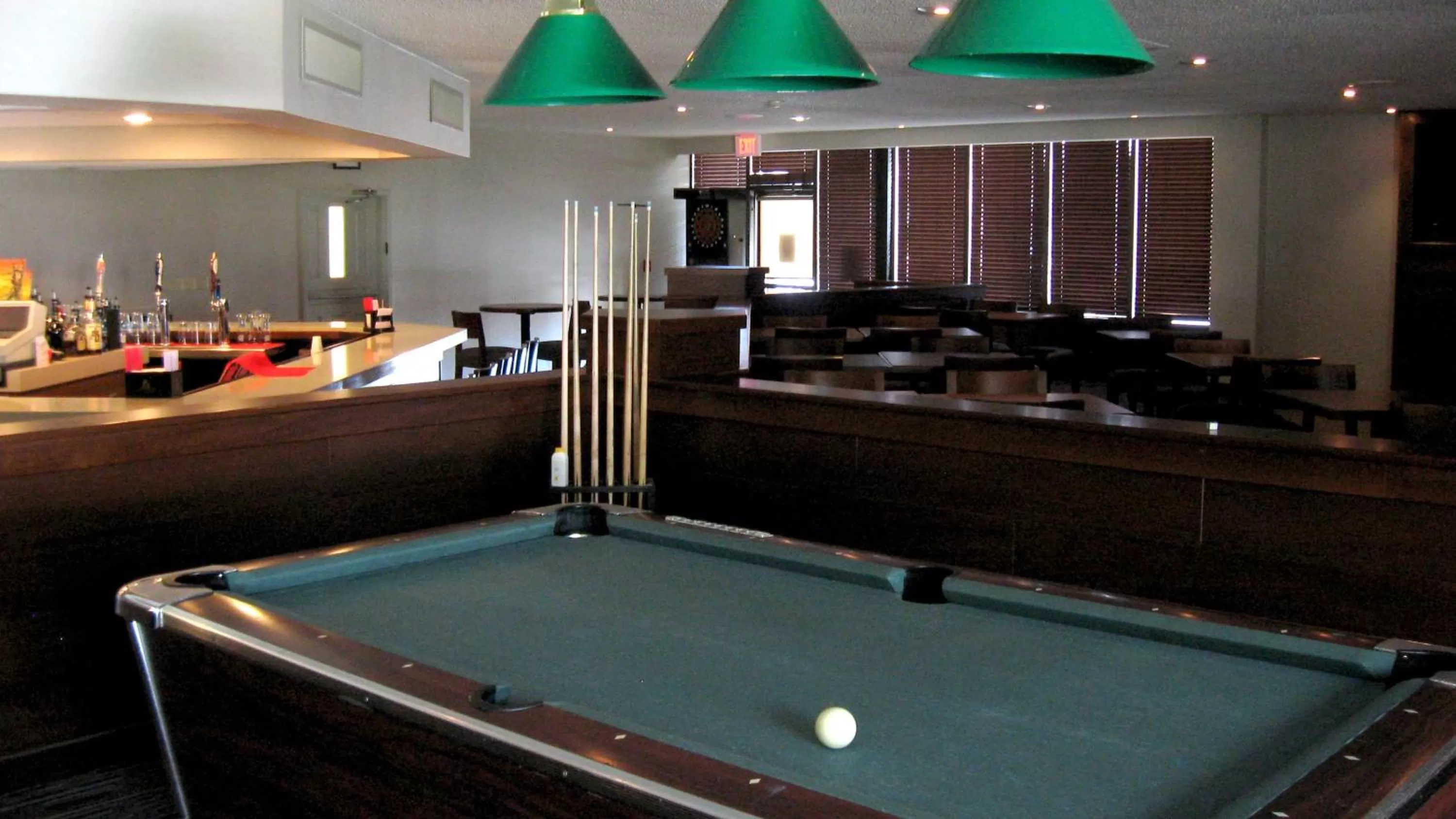 Lounge or bar in Clarion Inn Elmira-Horseheads