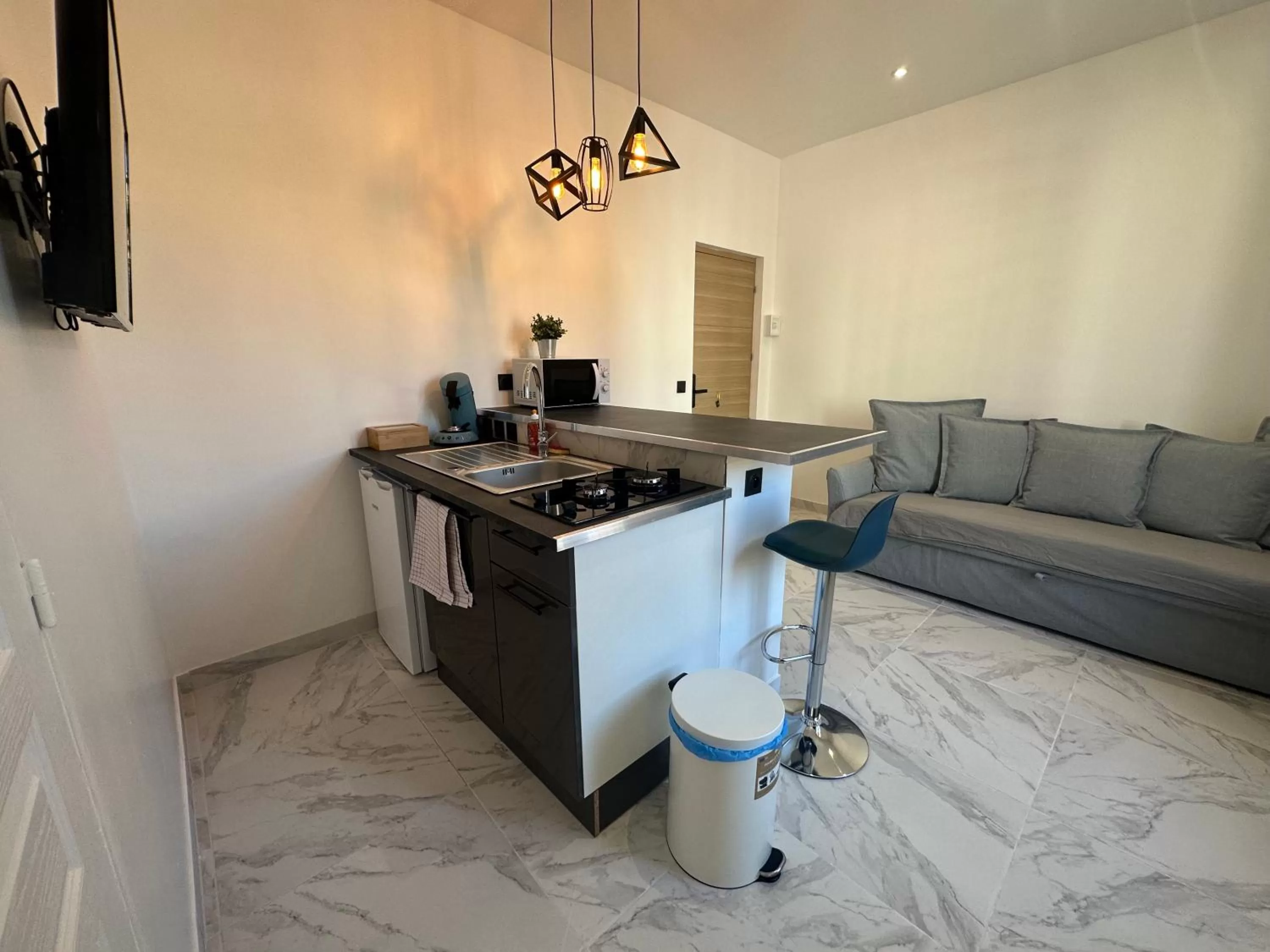 Kitchen/Kitchenette in La maison de Giulia Menton