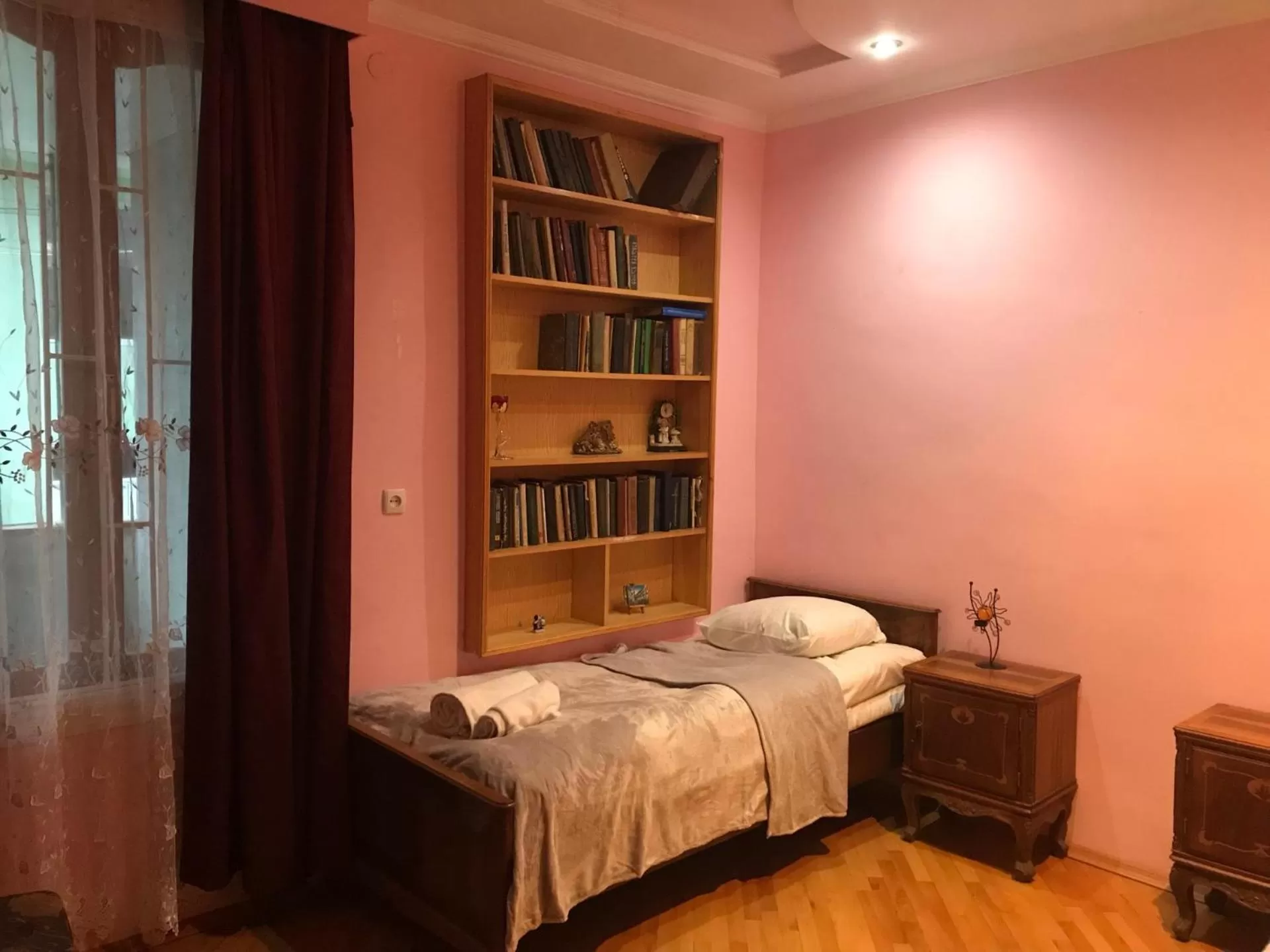 Property building, Bed in B&B NaBaDa