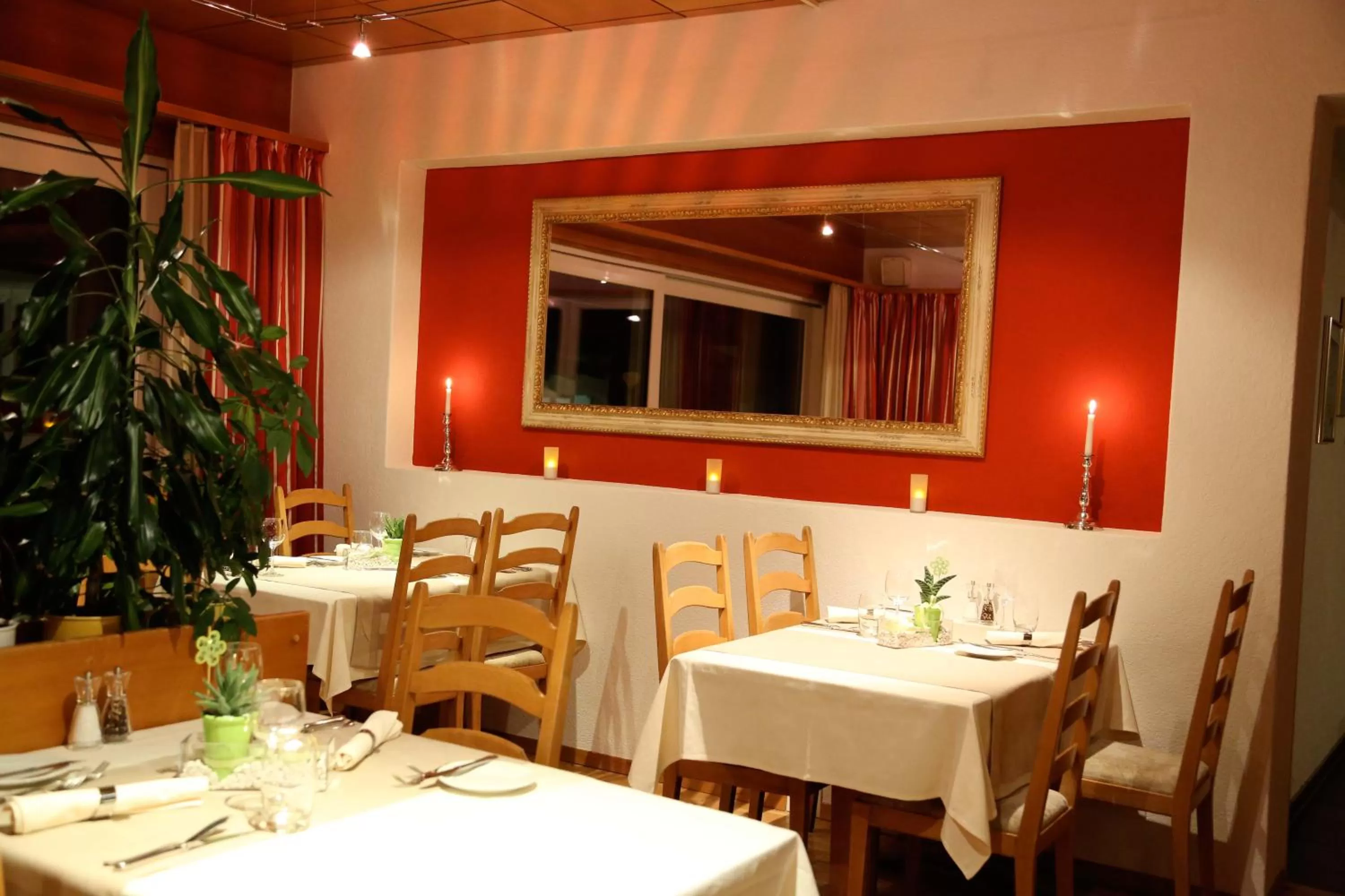 Restaurant/places to eat in Hotel Brienz