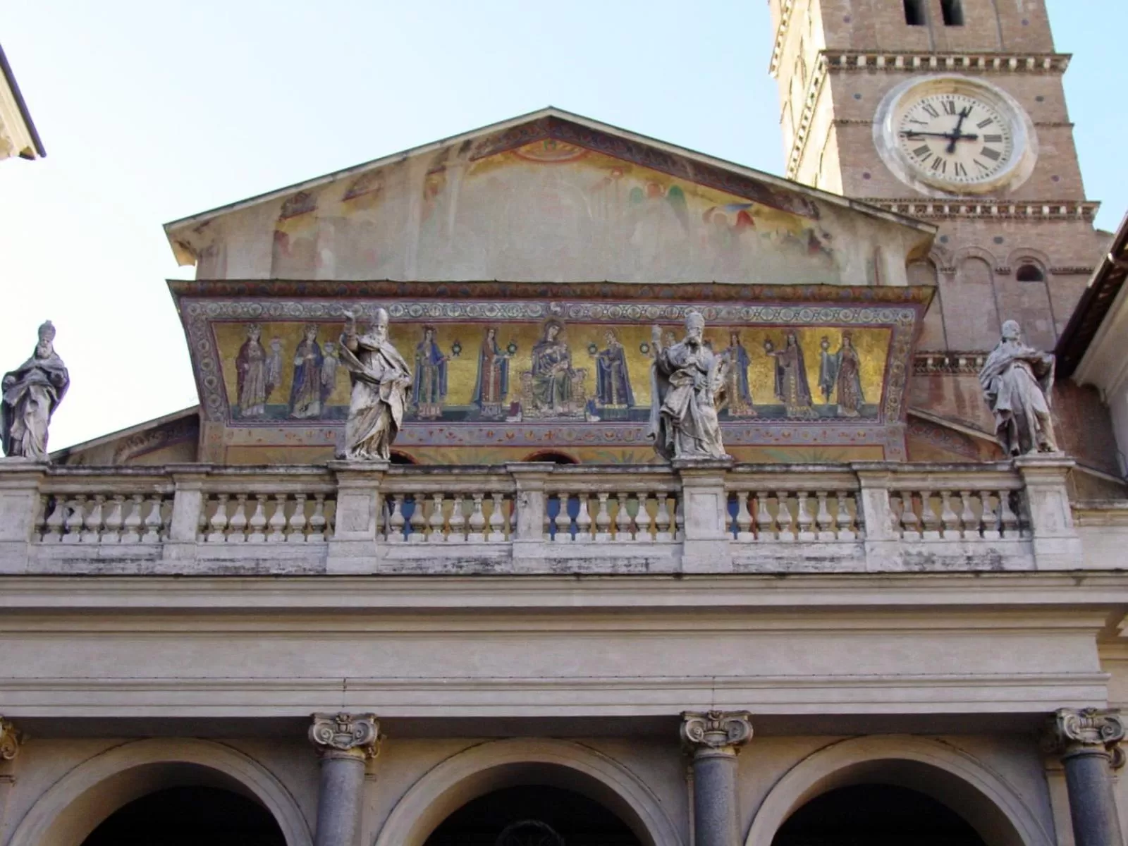 Nearby landmark, Property Building in Tolomeo B&b