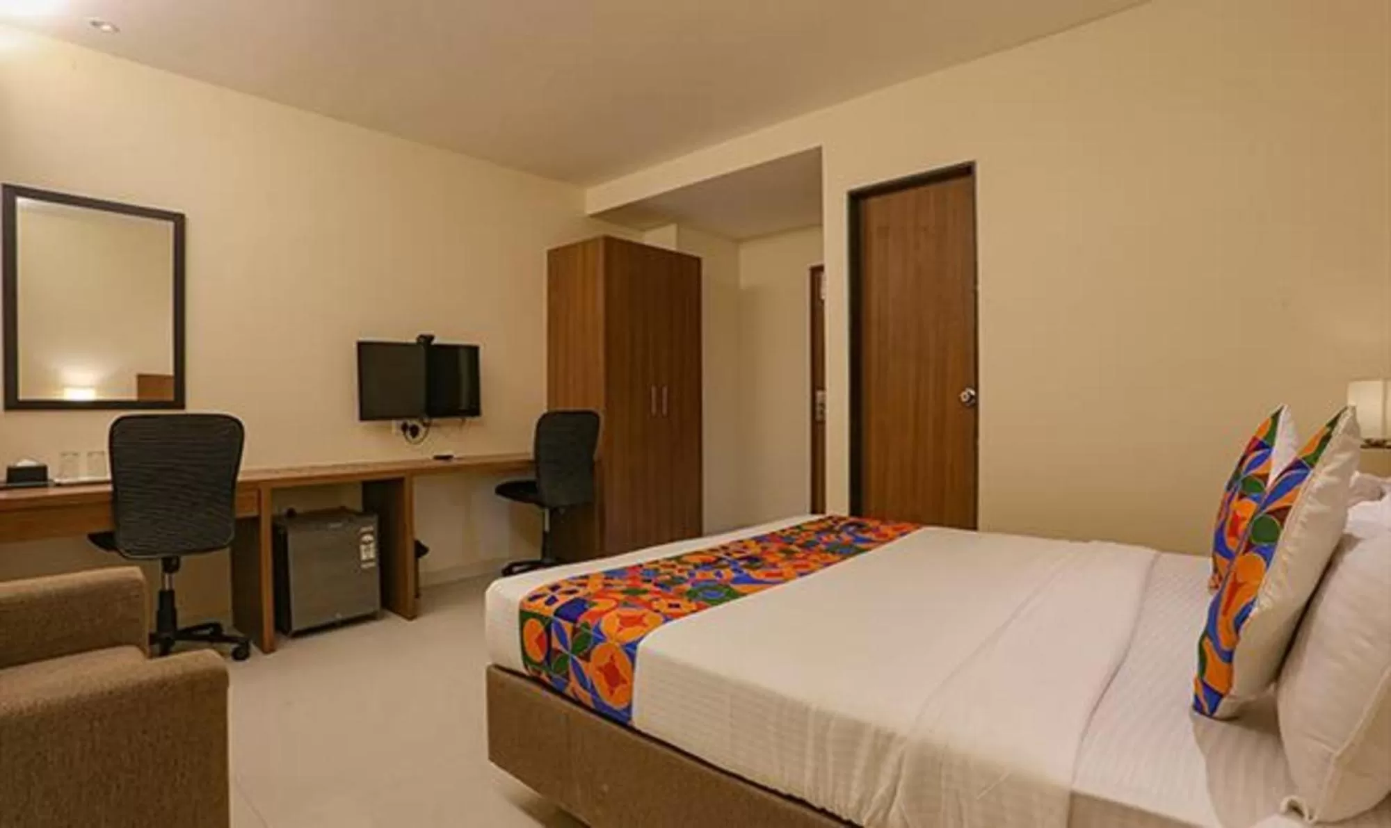 Bed in FabHotel Royal Mumbai International Airport
