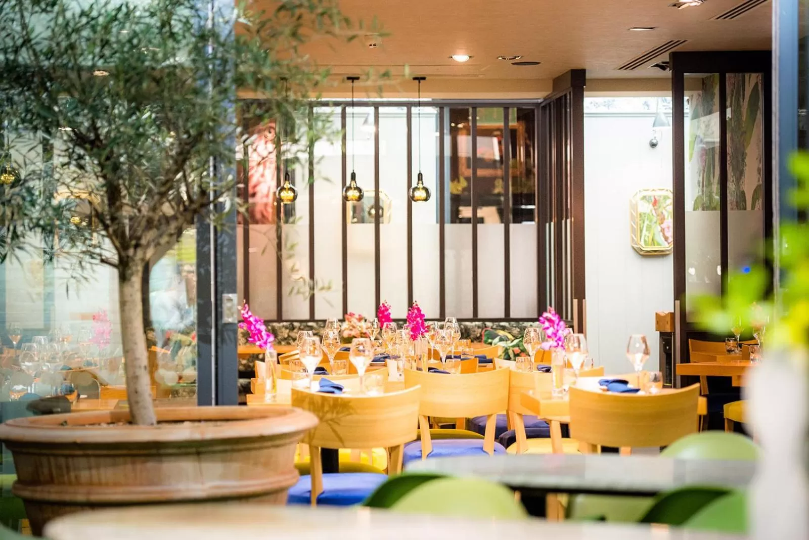 Food and drinks in Oddfellows Chester Hotel & Apartments