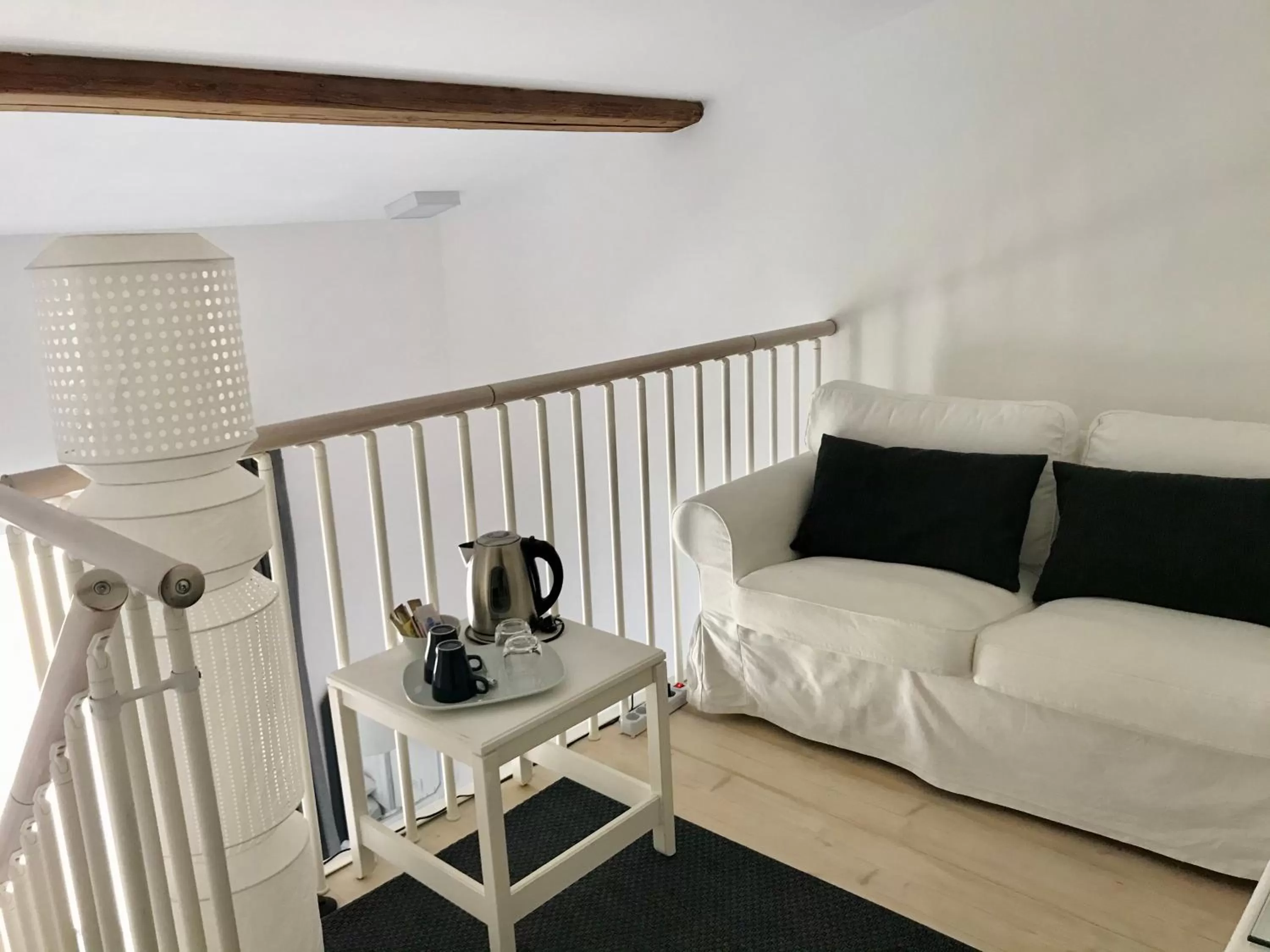 Coffee/tea facilities, Seating Area in In San Frediano B&B