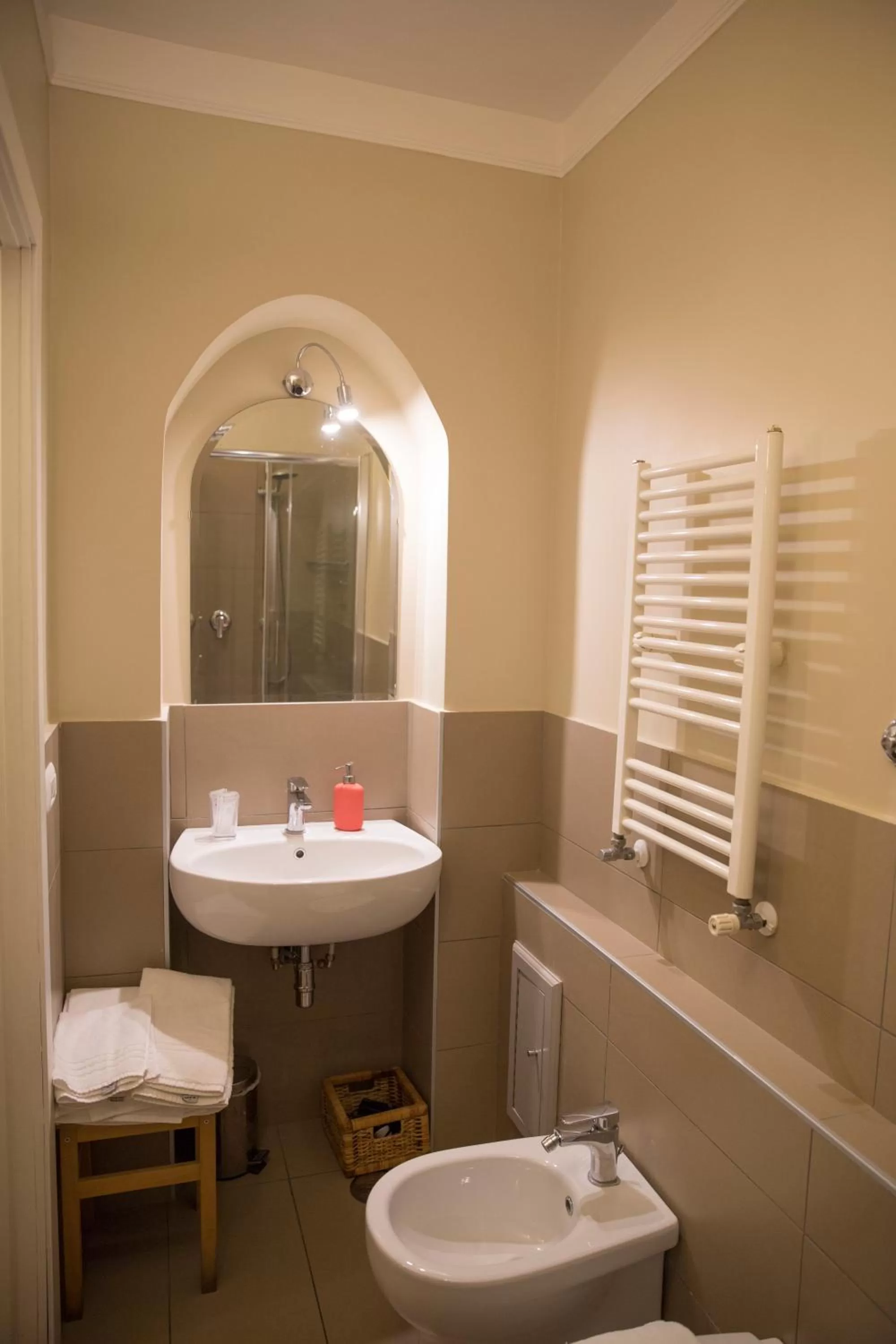 Bathroom in B&B Donna Adelina