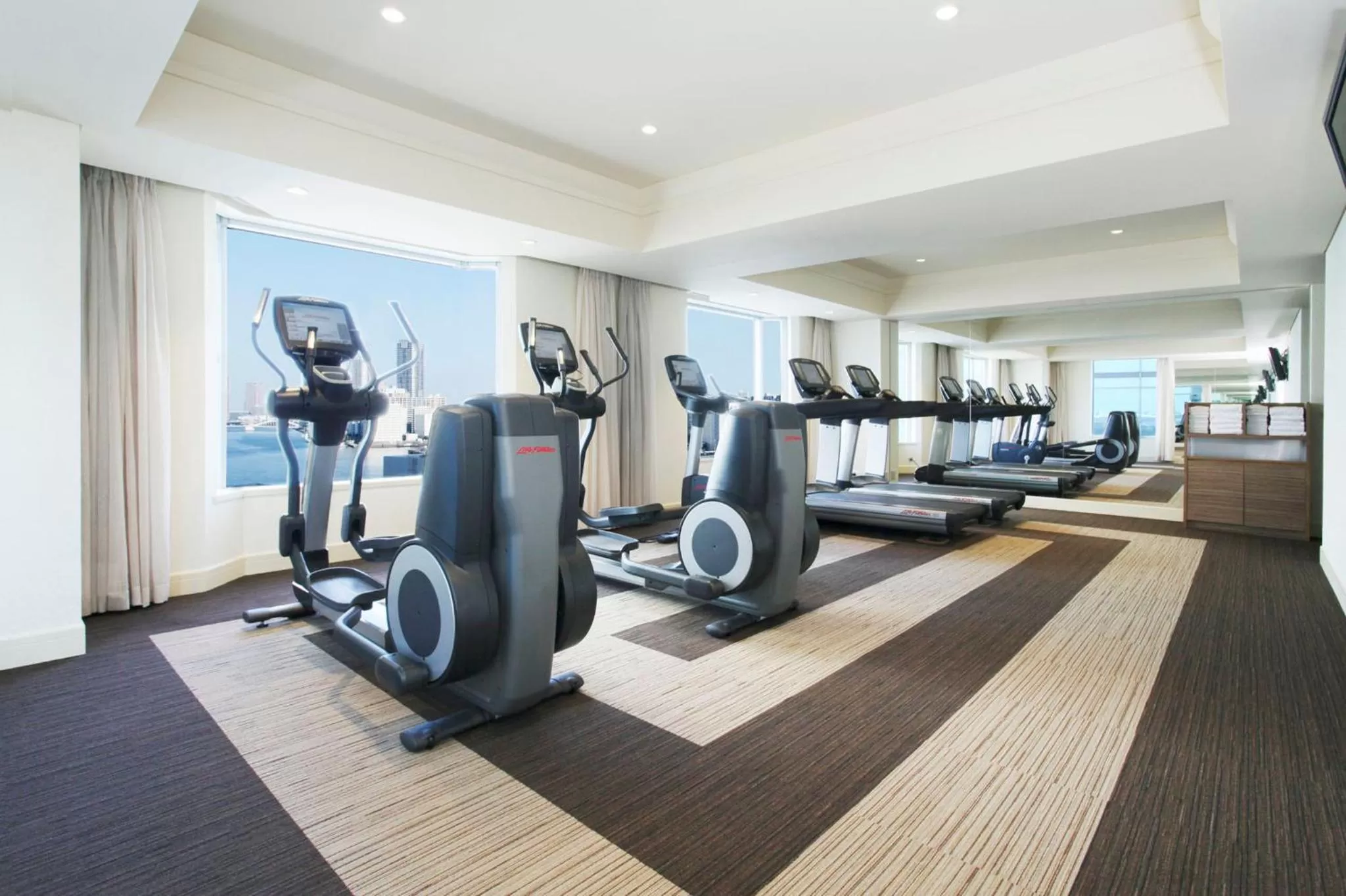 Fitness centre/facilities in InterContinental Tokyo Bay by IHG