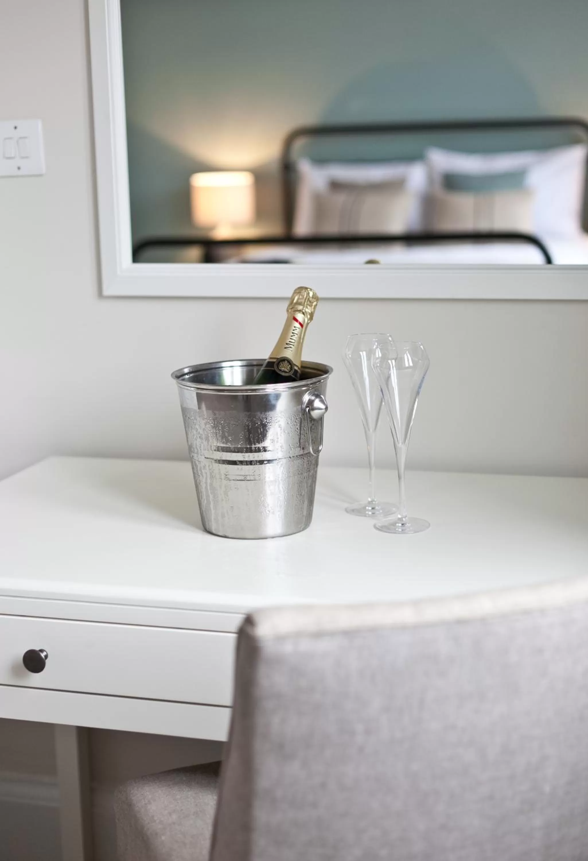 Drinks in The Bath Arms Hotel